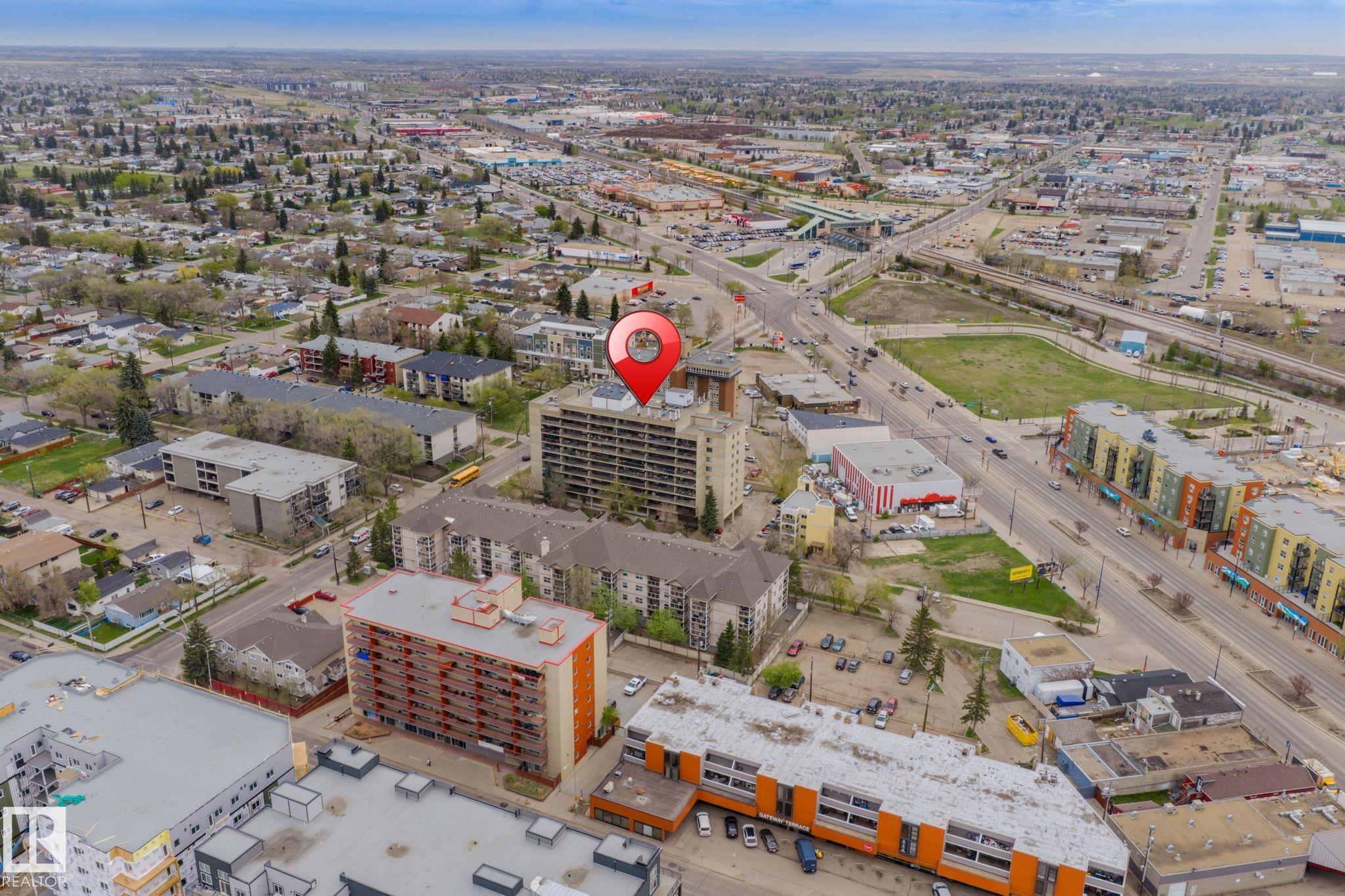 https://zimg.paragon.ice.com/ParagonImages/Property/PM/RAE/225401353/27/0/0/8db7cdab519dc871d4ae7cf6d28c20d9/1/e981c9777748563f218fc0f77ef197b6/225401353-71e240fe-5ab2-490b-ae23-1b805e34e016.JPG
