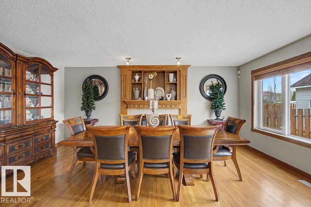 https://zimg.paragon.ice.com/ParagonImages/Property/PM/RAE/225401356/21/0/0/f4e5e176a0f34a1d9c412fb4b0c8680b/1/2f8f7a7173724f658454f3a0d7fe59b7/225401356-b3342d1f-492b-4fa1-9b0d-d76d0f489169.JPG