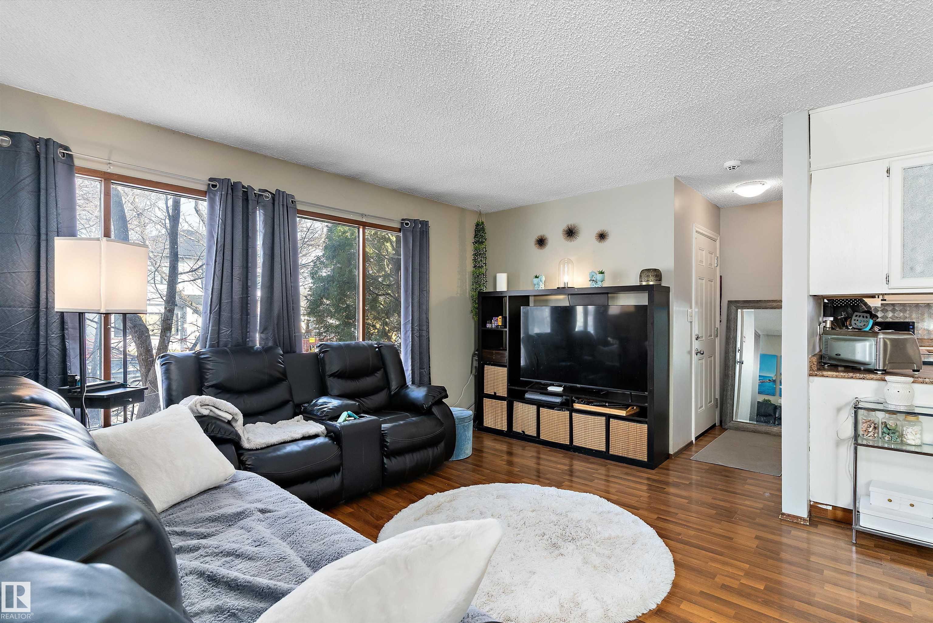 Photo 13 at 12916 69 Street NW, Balwin, Edmonton