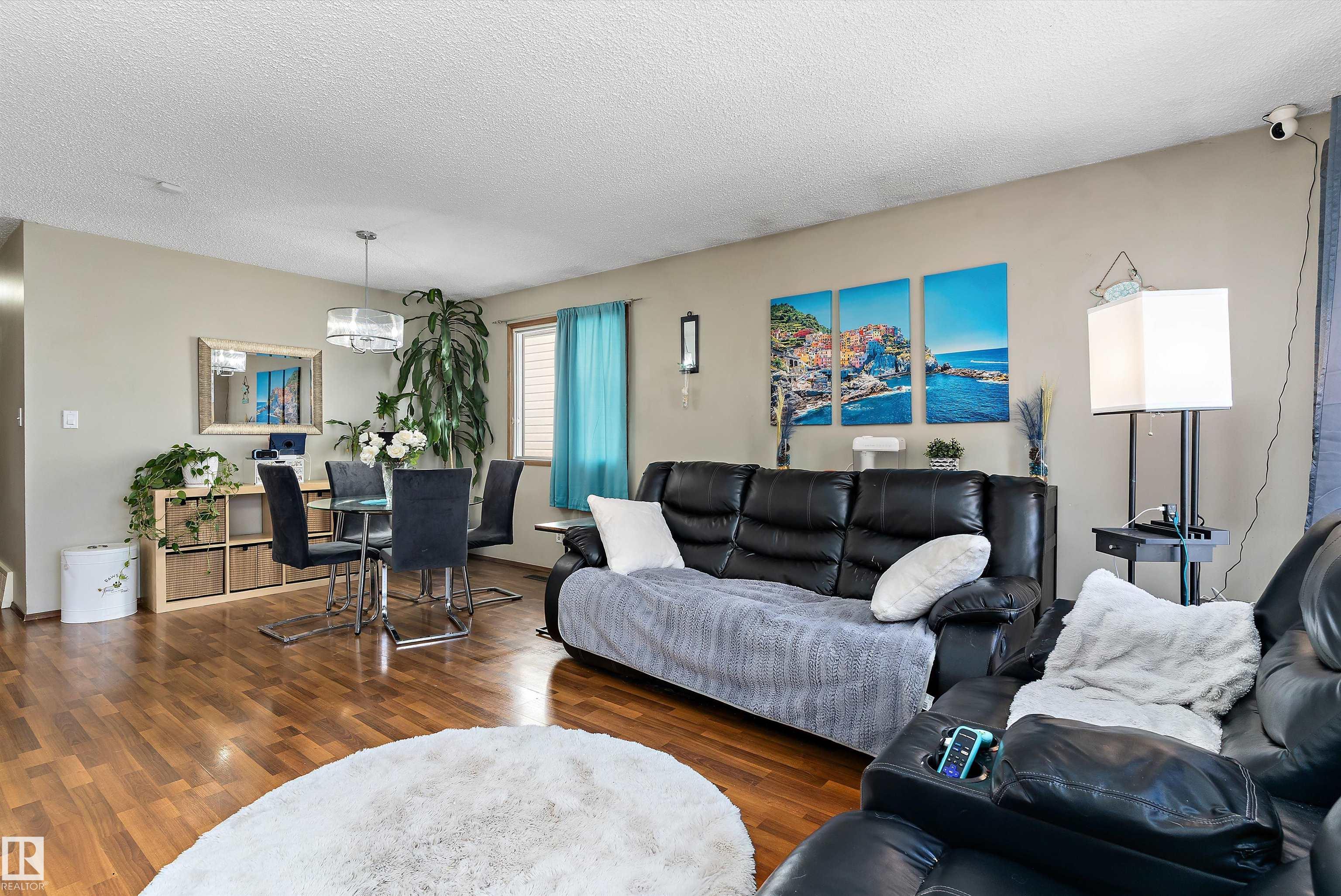 https://zimg.paragon.ice.com/ParagonImages/Property/PM/RAE/225401357/12/0/0/1831ba44229da06a32e98c221ec7980f/1/8a8a901922f6b45a1d560dac6b575393/225401357-74a0977a-026a-430b-8e09-461544028fb4.JPG