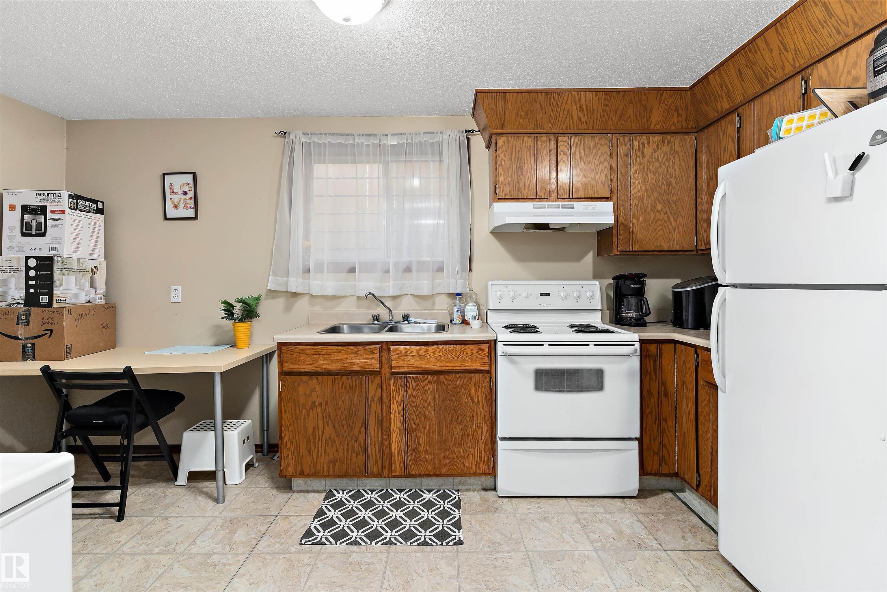 Photo 18 at 12916 69 Street NW, Balwin, Edmonton