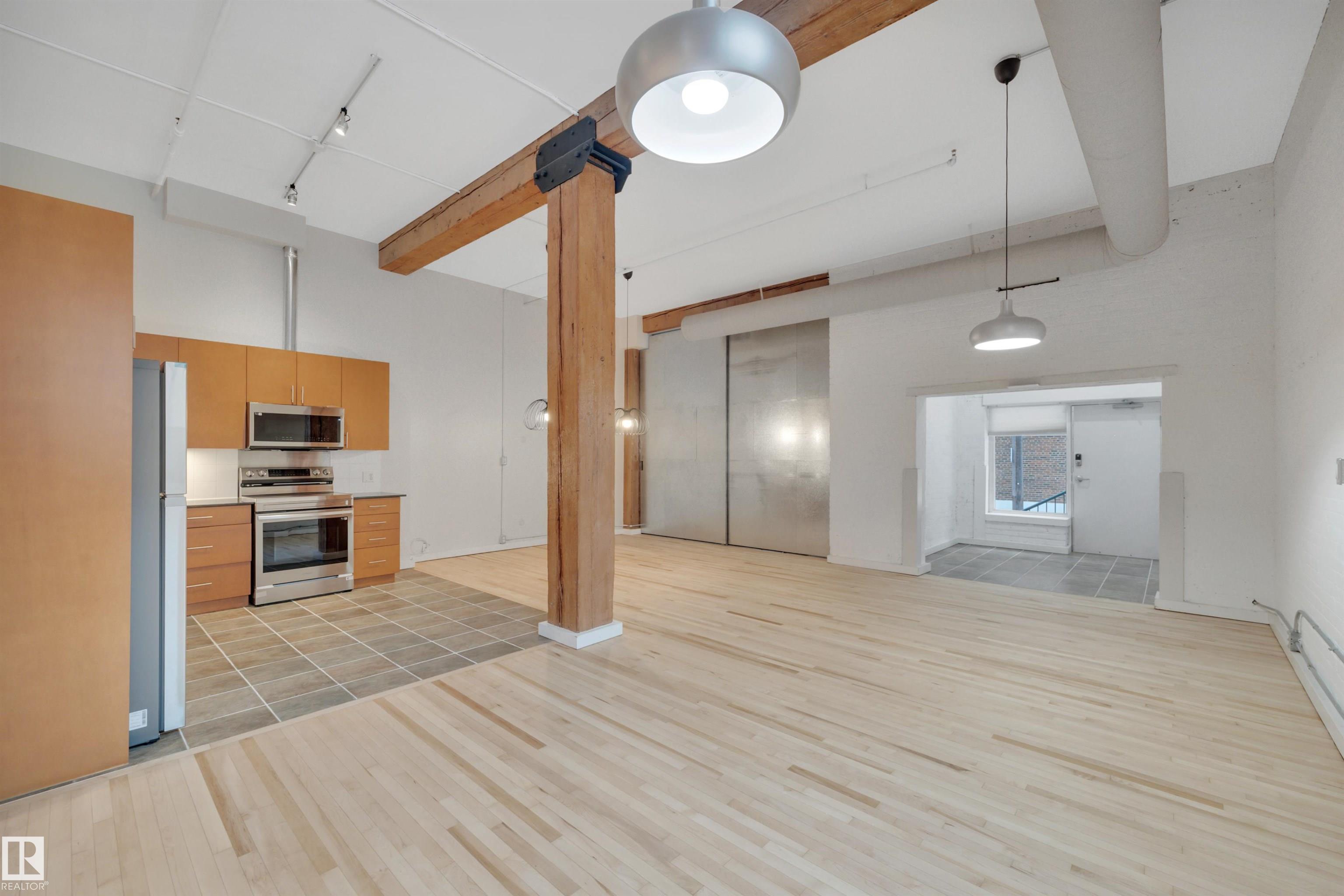 102 - 10169 104 Street NW, Downtown, Edmonton