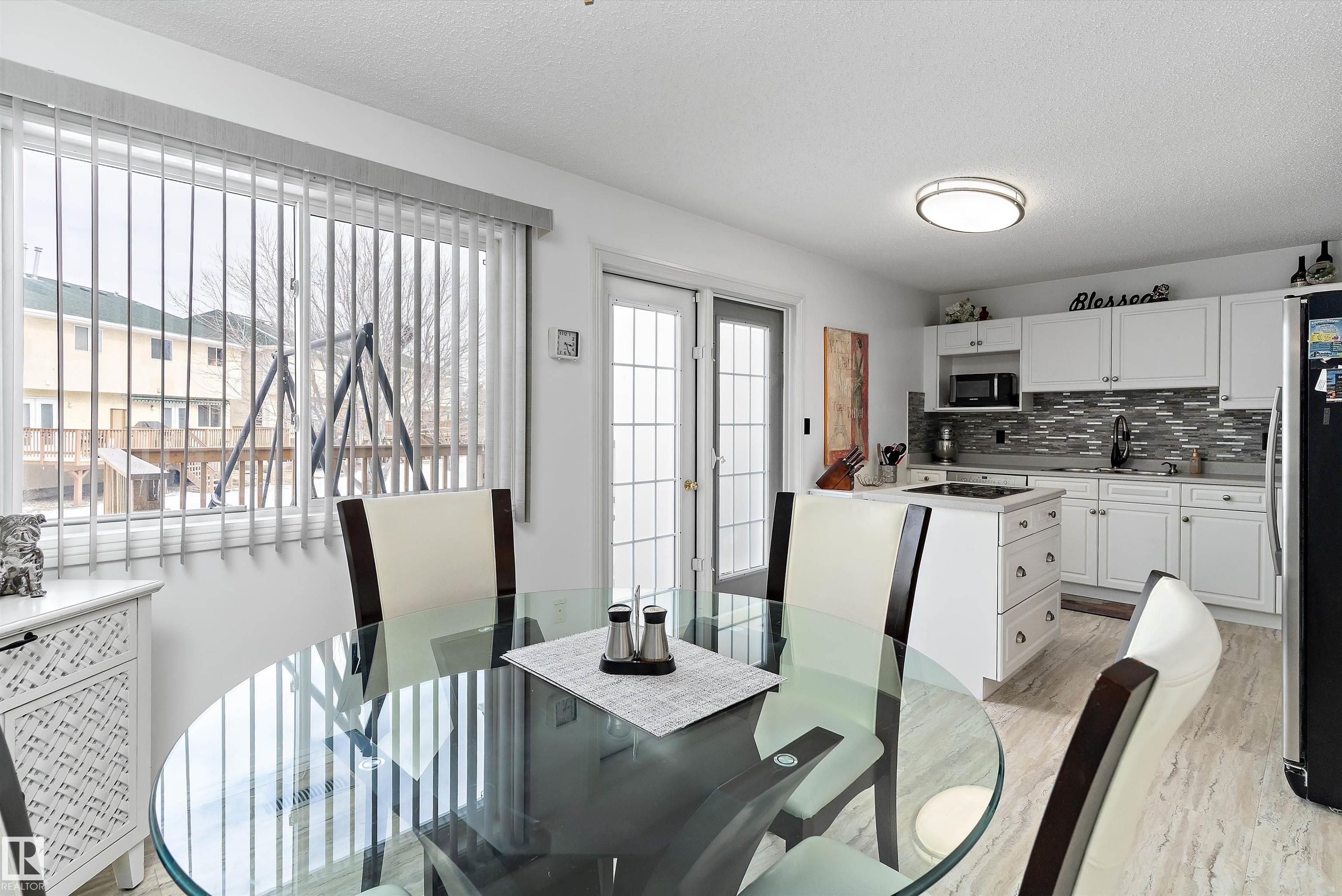 Photo 15 at 26 - 2419 133 Avenue NW, Kernohan, Edmonton