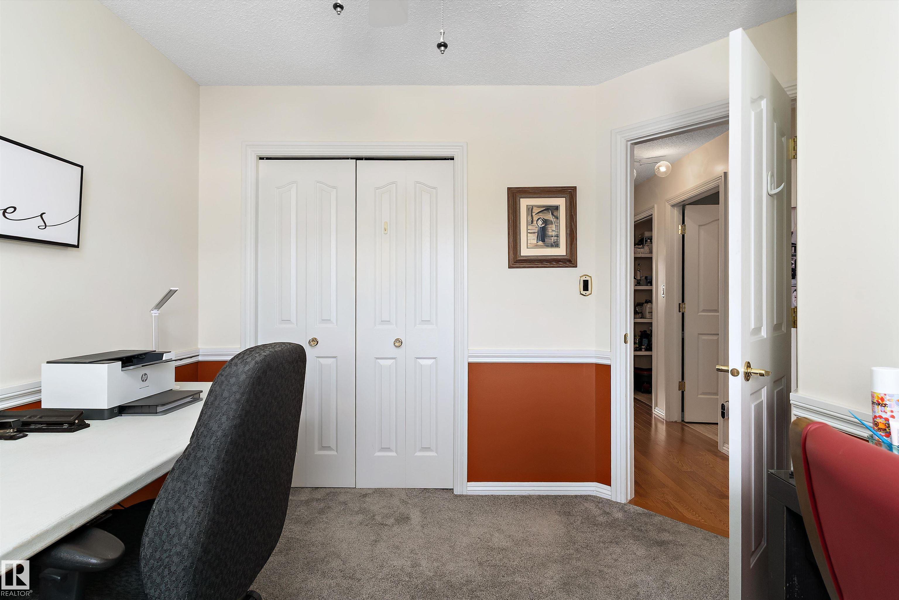 Photo 21 at 26 - 2419 133 Avenue NW, Kernohan, Edmonton