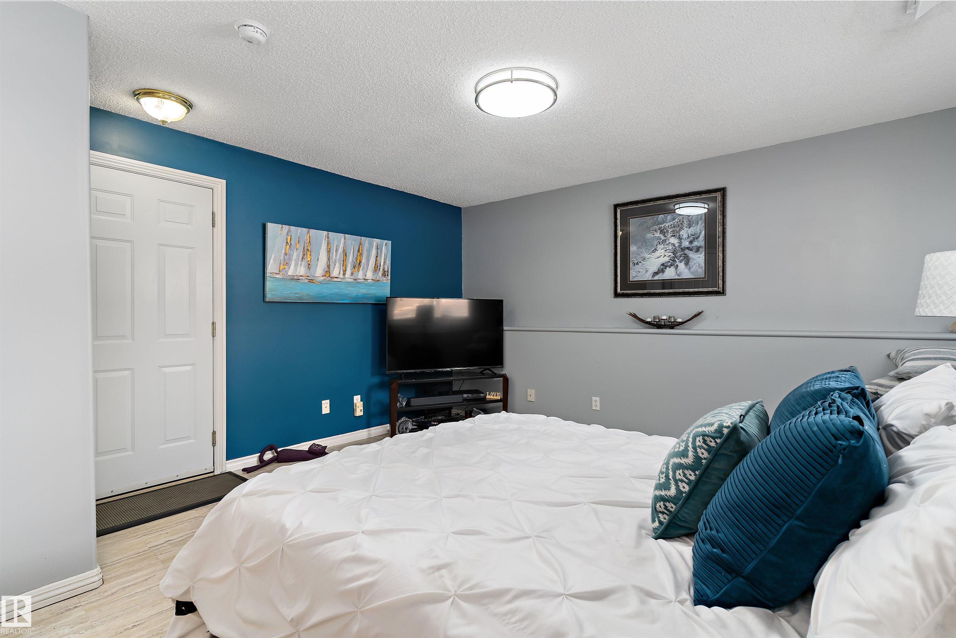 Photo 33 at 26 - 2419 133 Avenue NW, Kernohan, Edmonton