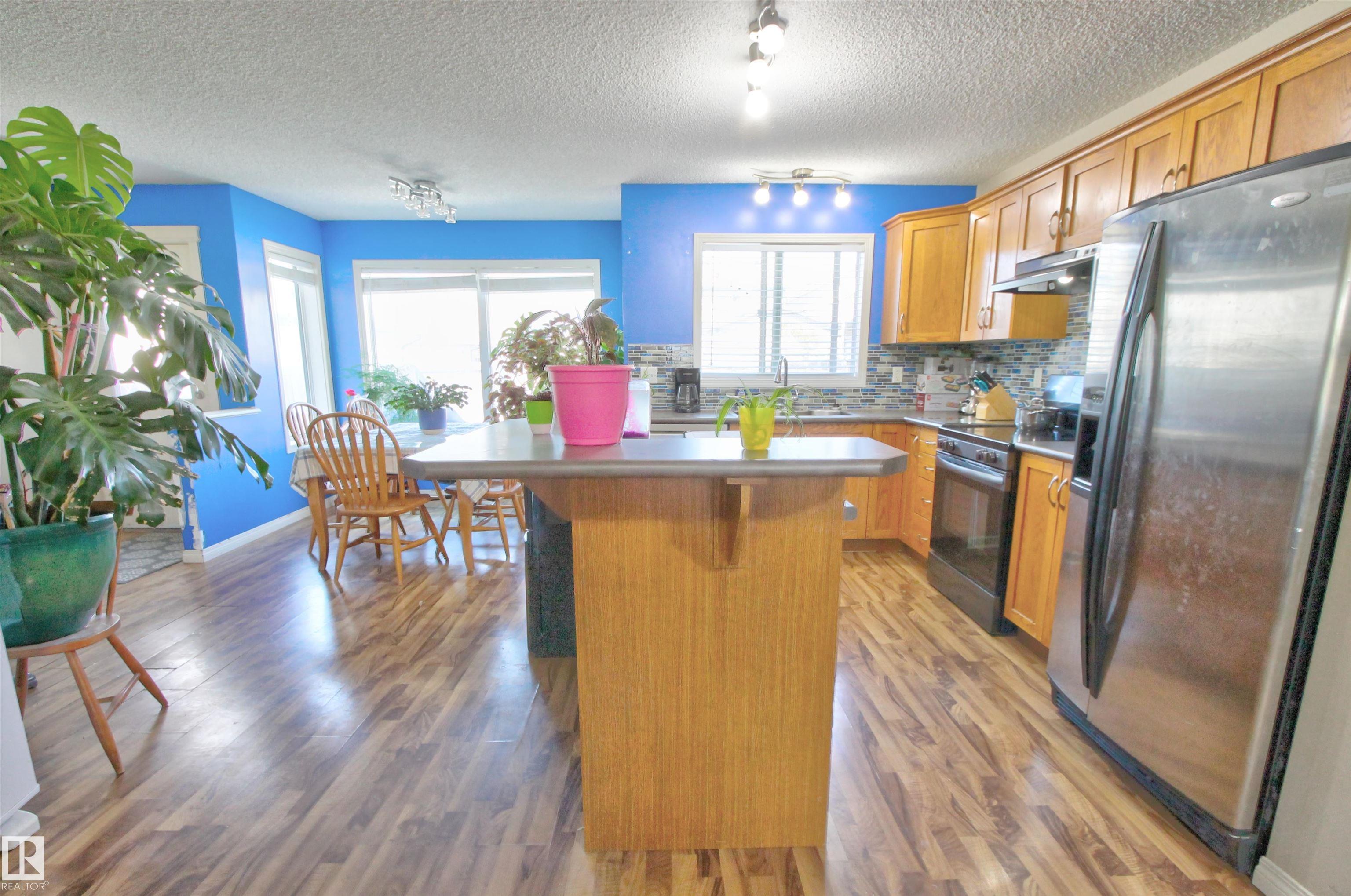 14820 140 Street NW, Cumberland, Edmonton