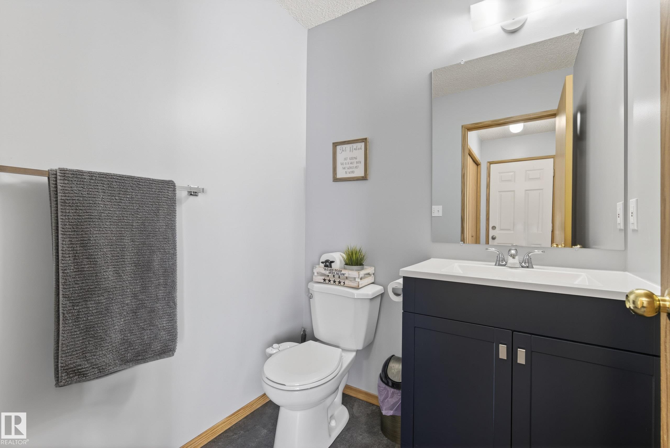 https://zimg.paragon.ice.com/ParagonImages/Property/PM/RAE/225401372/20/0/0/13e12ce66cfe061b44d6ba5b00e9a306/1/e303de4161a73d7d7994e88a3e3a9619/225401372-fa6f4229-d802-474d-bc5f-9bea71a6730c.JPG