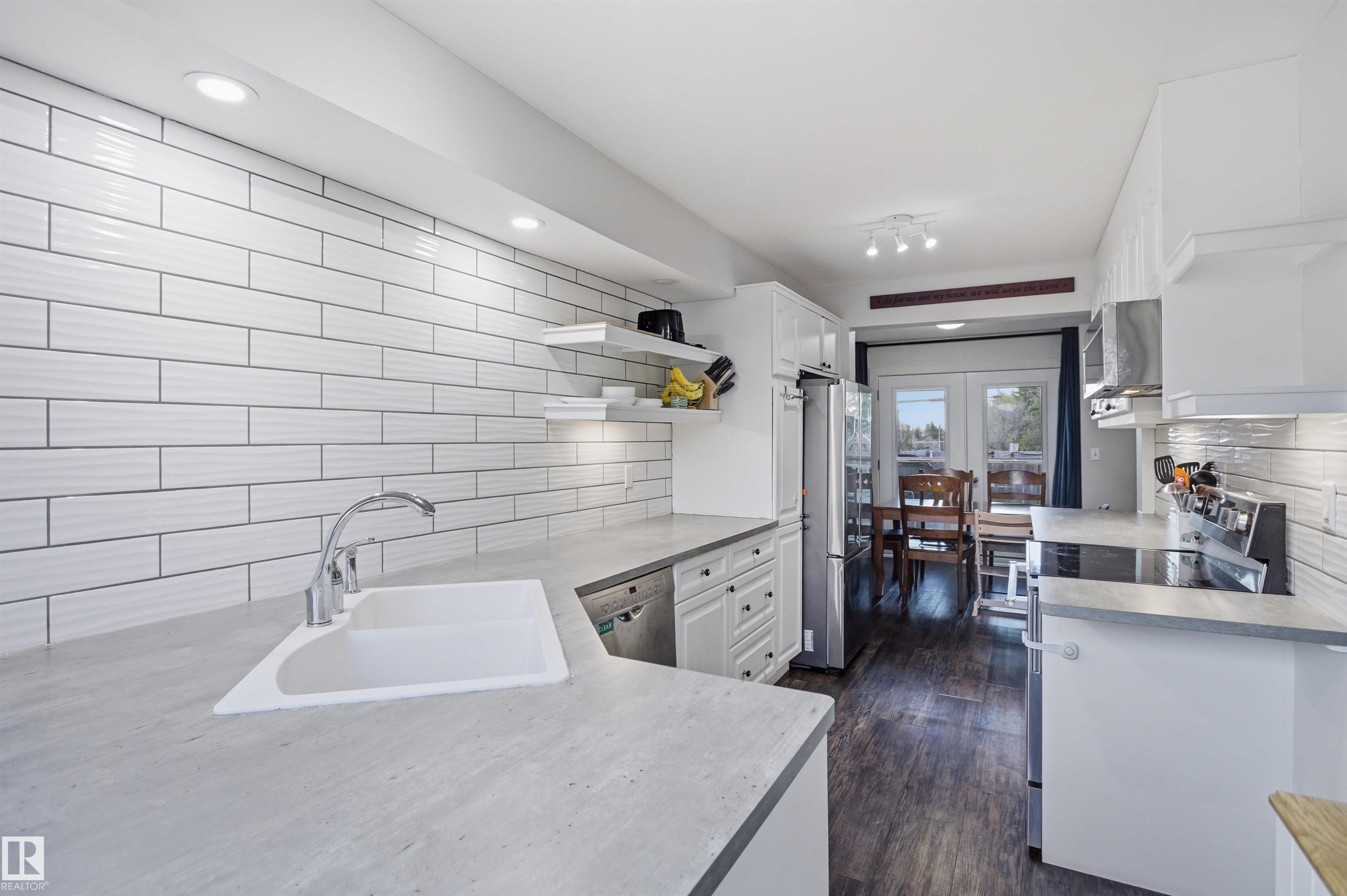 Photo 6 at 344 Grandin Village, Grandin, St. Albert