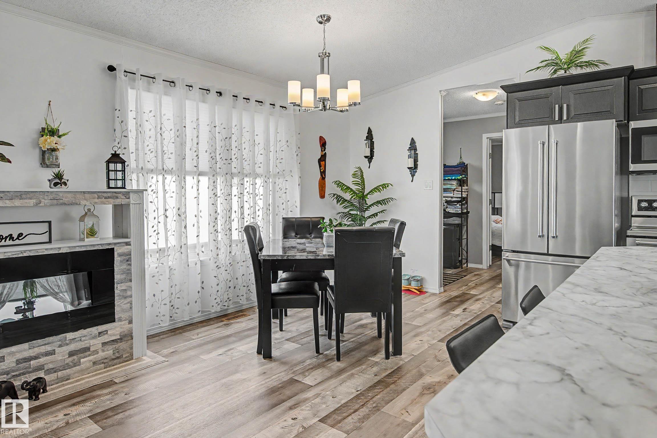 https://zimg.paragon.ice.com/ParagonImages/Property/PM/RAE/225401374/11/0/0/d03972f7e41b3d29d27c6bca939a2849/1/9636cf238223508b5d0ffd87a9ecc99f/225401374-63d6d93c-44bf-4bff-b8cb-a6d2a00de042.JPG