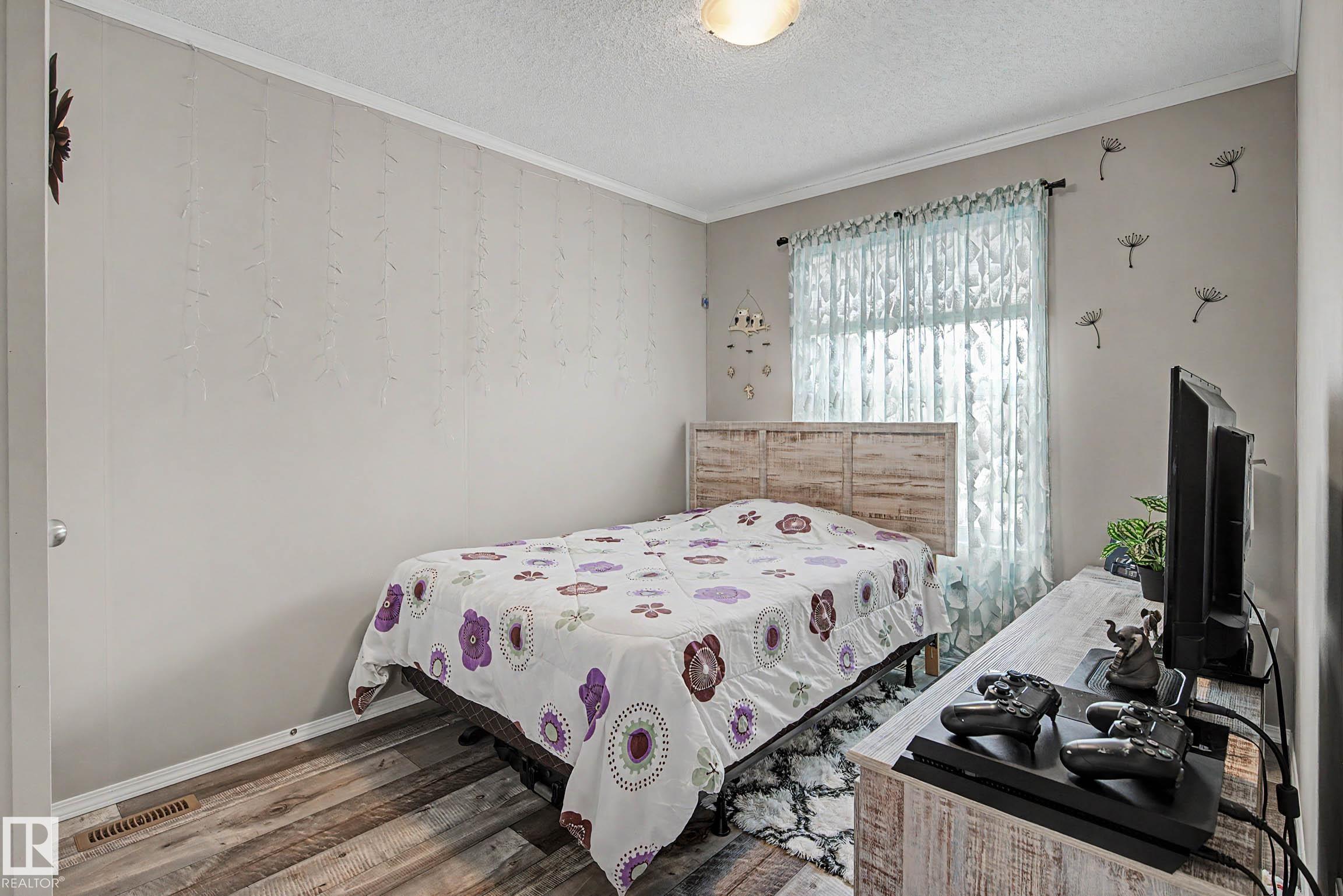 https://zimg.paragon.ice.com/ParagonImages/Property/PM/RAE/225401374/21/0/0/93a45e646c733099844164c6f8d1aded/1/9636cf238223508b5d0ffd87a9ecc99f/225401374-f36445da-c7de-4759-a46e-e645003b1c02.JPG