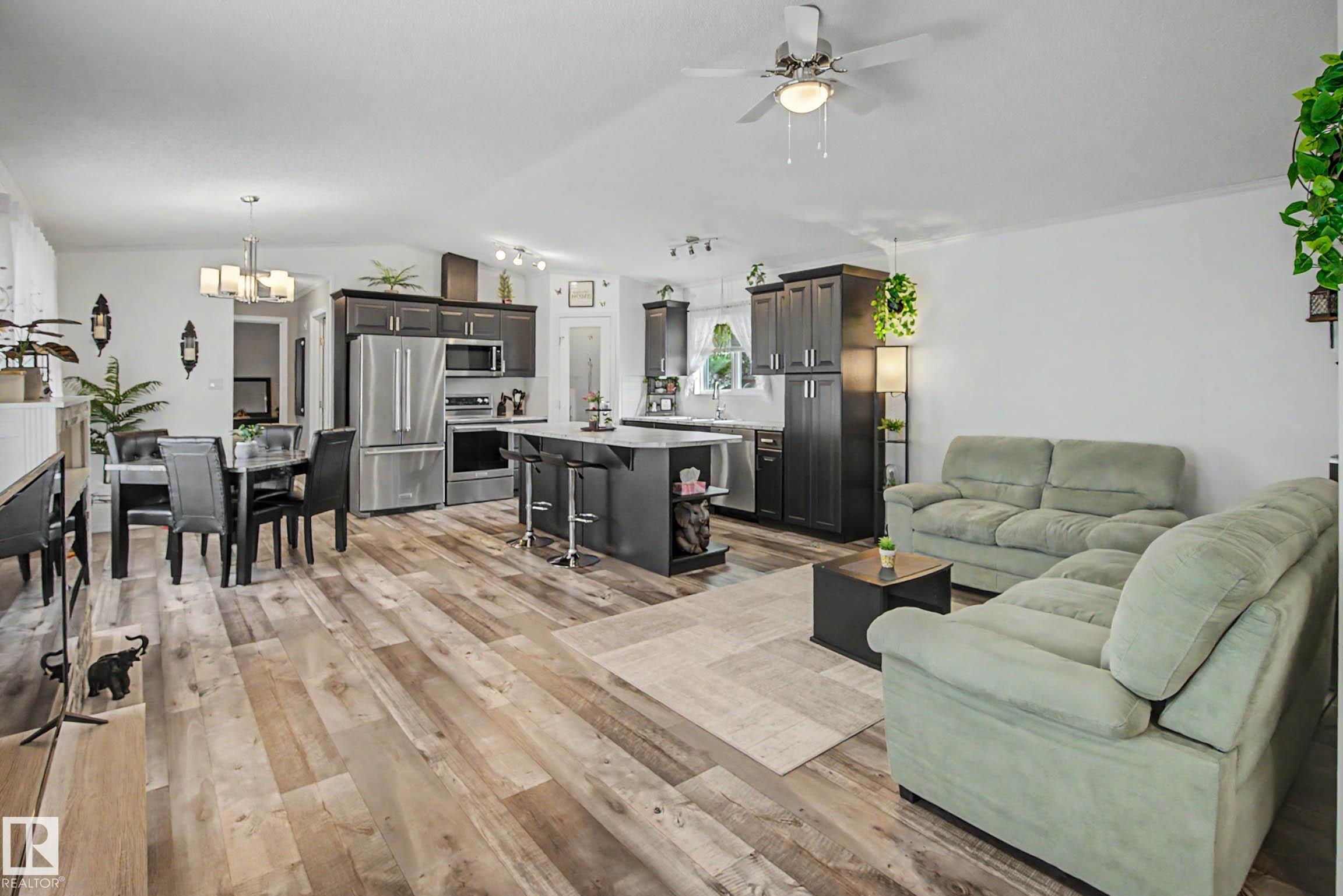 Picture for #15 12604 153 AV NW
