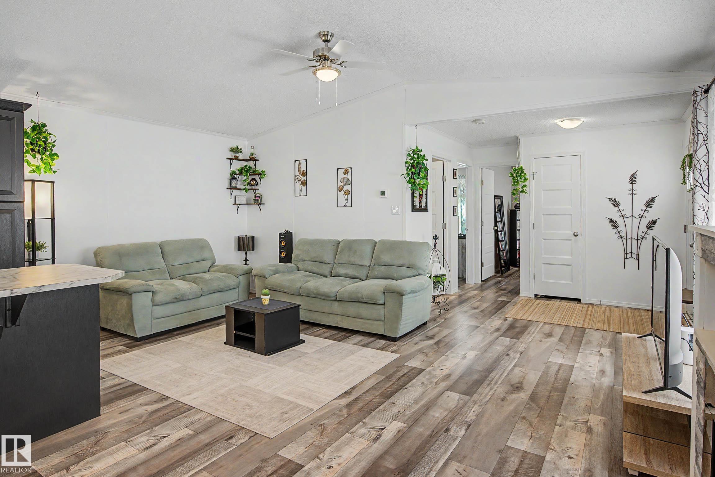 Picture for #15 12604 153 AV NW