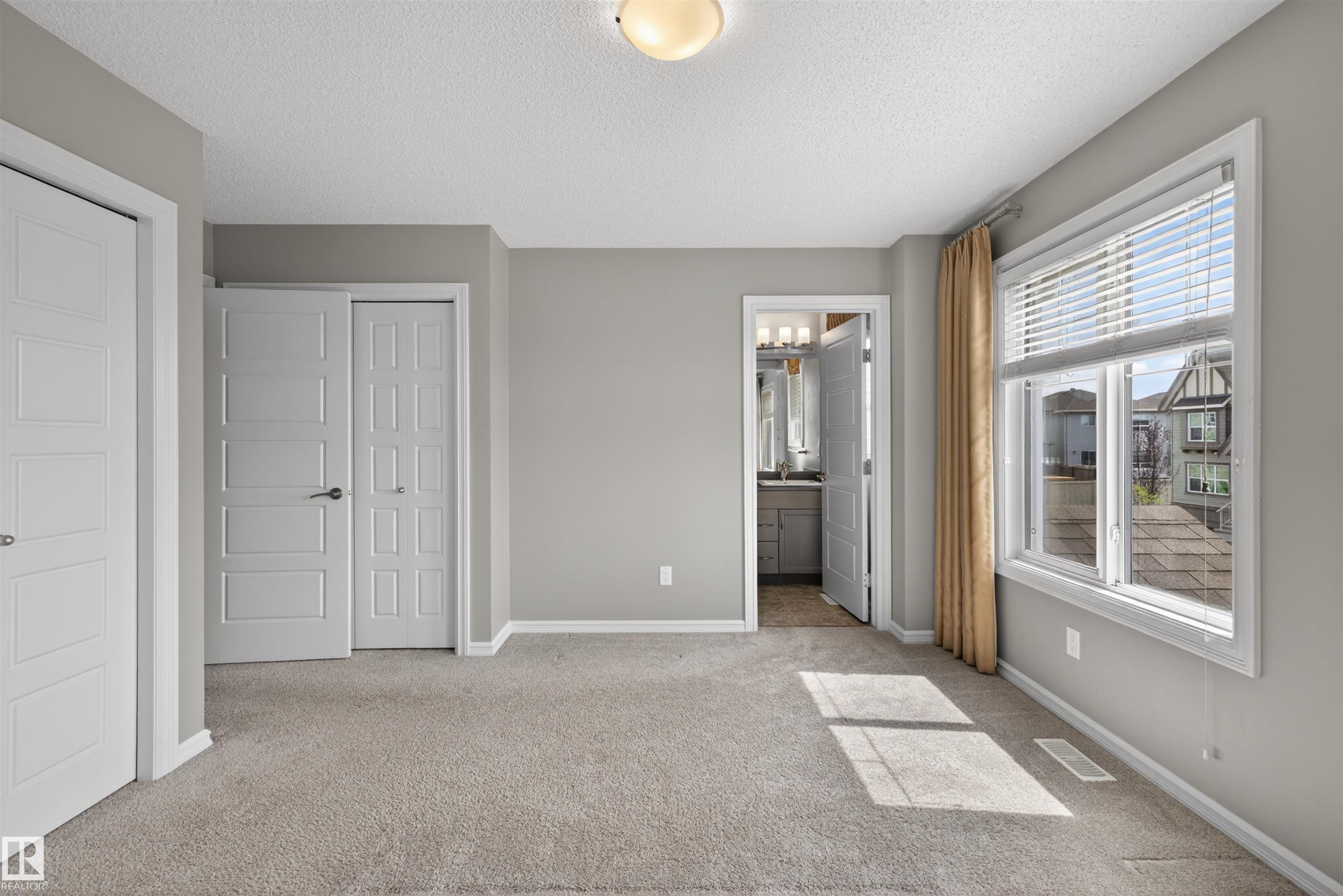 Photo 16 at 828 36 Avenue NW, Maple Crest, Edmonton