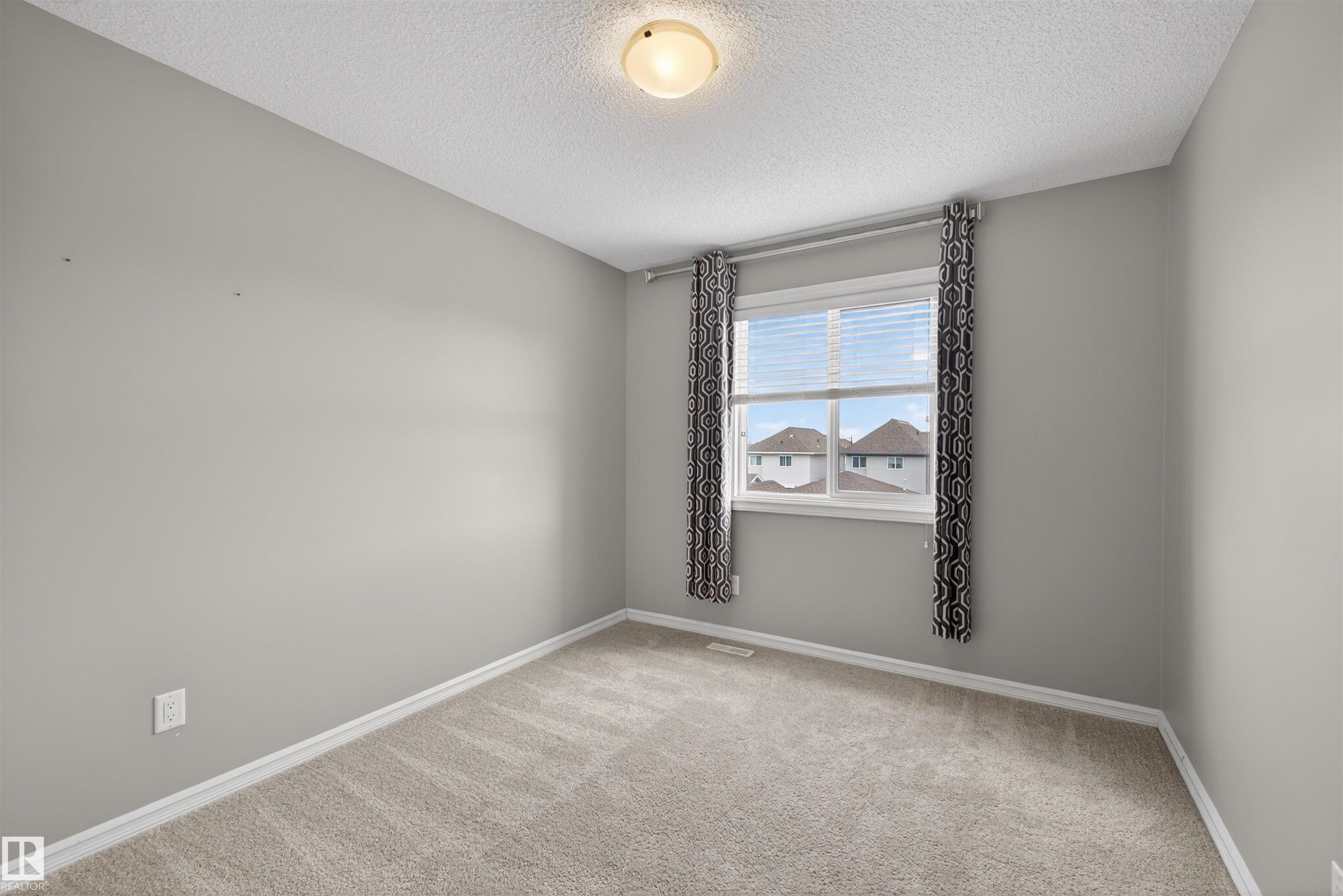 Photo 20 at 828 36 Avenue NW, Maple Crest, Edmonton