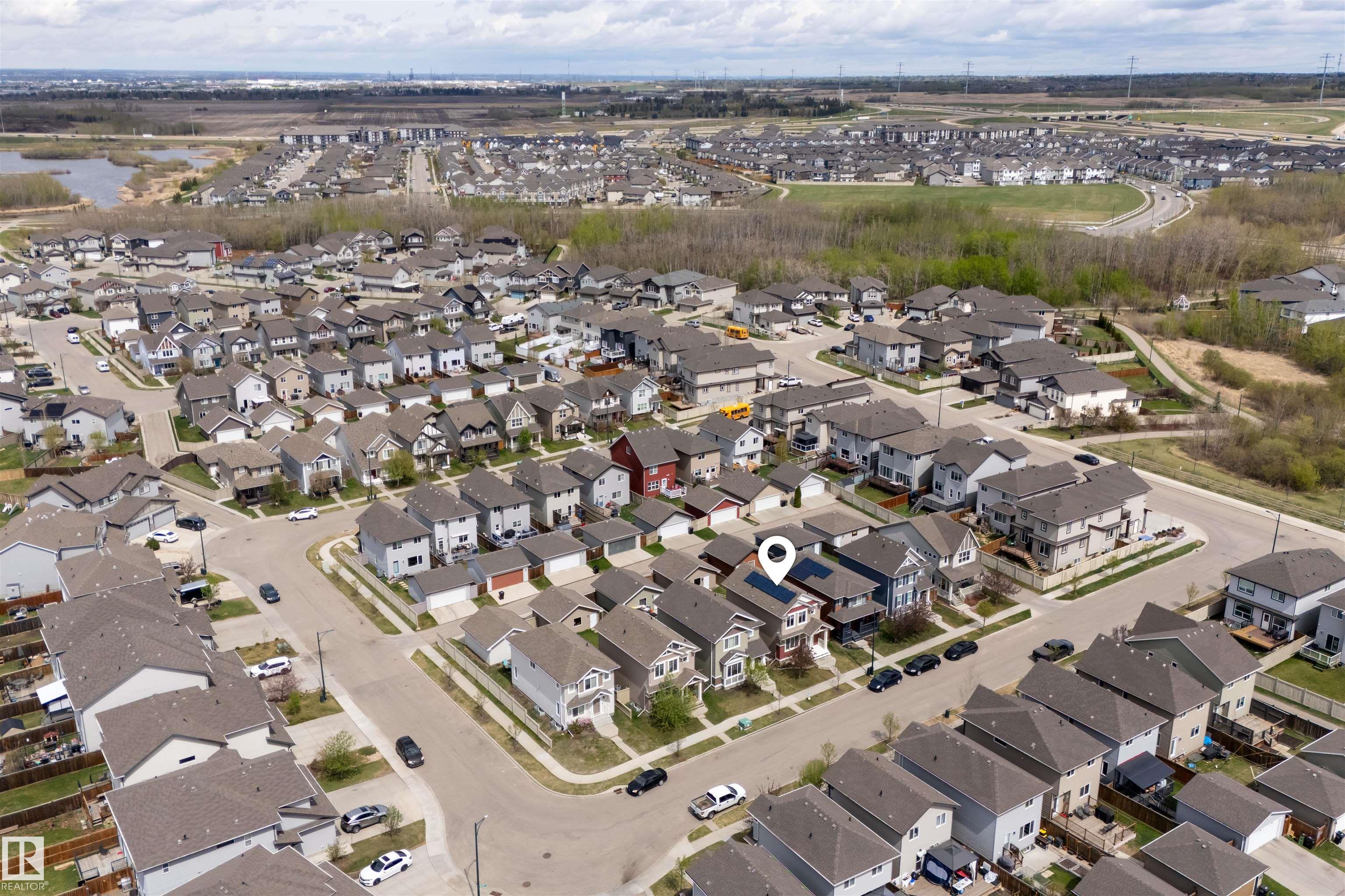 Photo 48 at 828 36 Avenue NW, Maple Crest, Edmonton