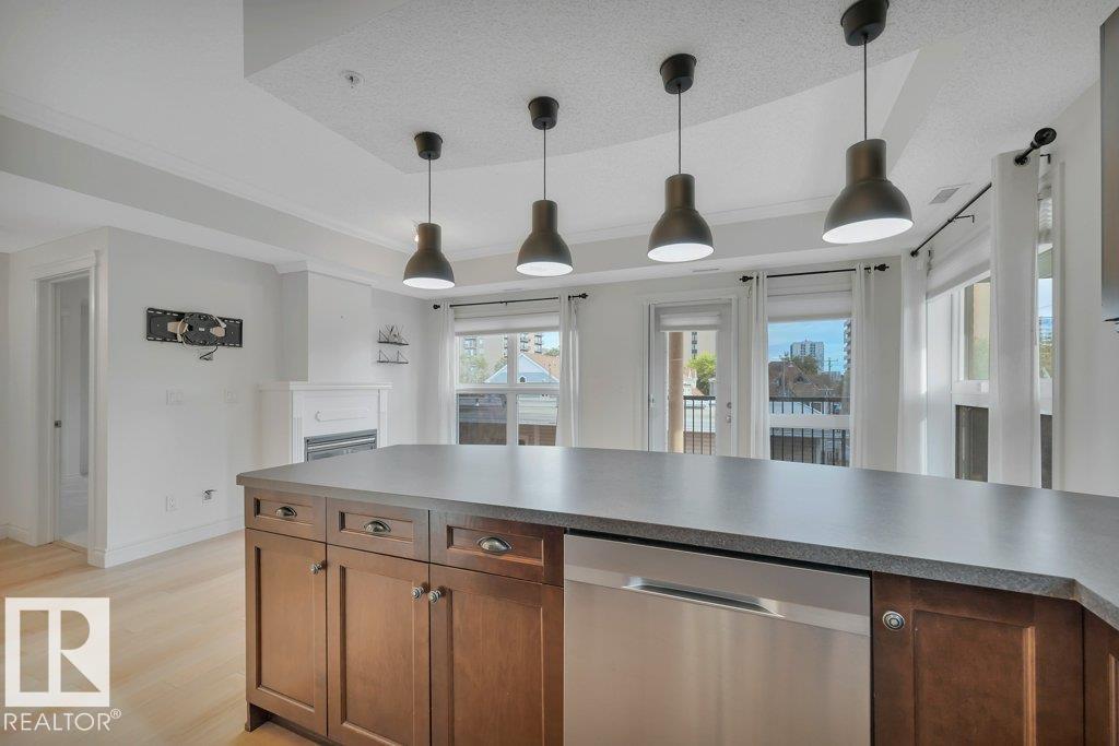 Photo 25 at 306 - 10232 115 Street NW, Wîhkwêntôwin, Edmonton