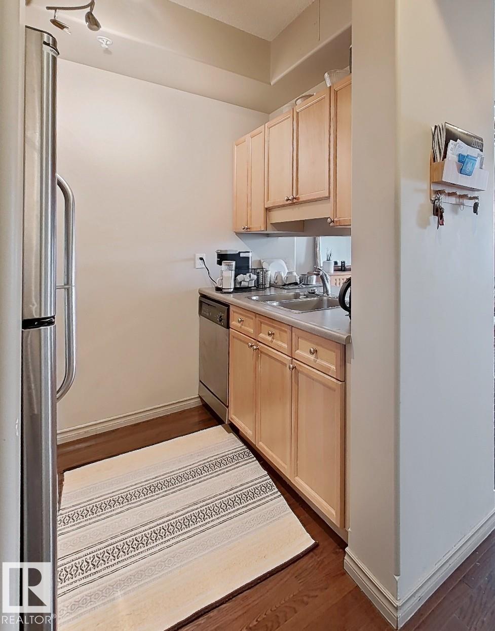 Photo 8 at 707 - 10319 111 Street NW, Downtown, Edmonton
