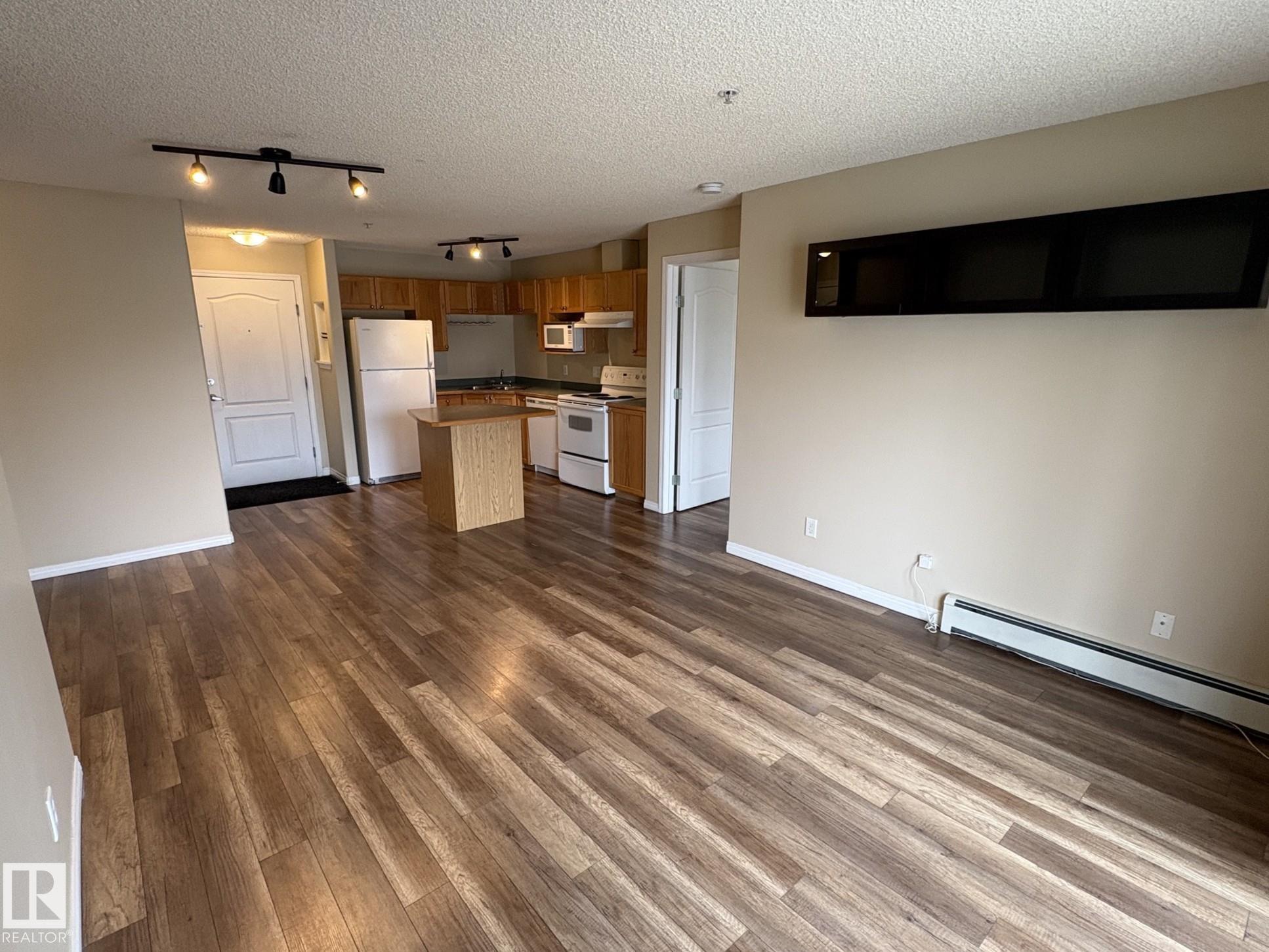 Photo 9 at 138 - 9525 162 Avenue NW, Eaux Claires, Edmonton