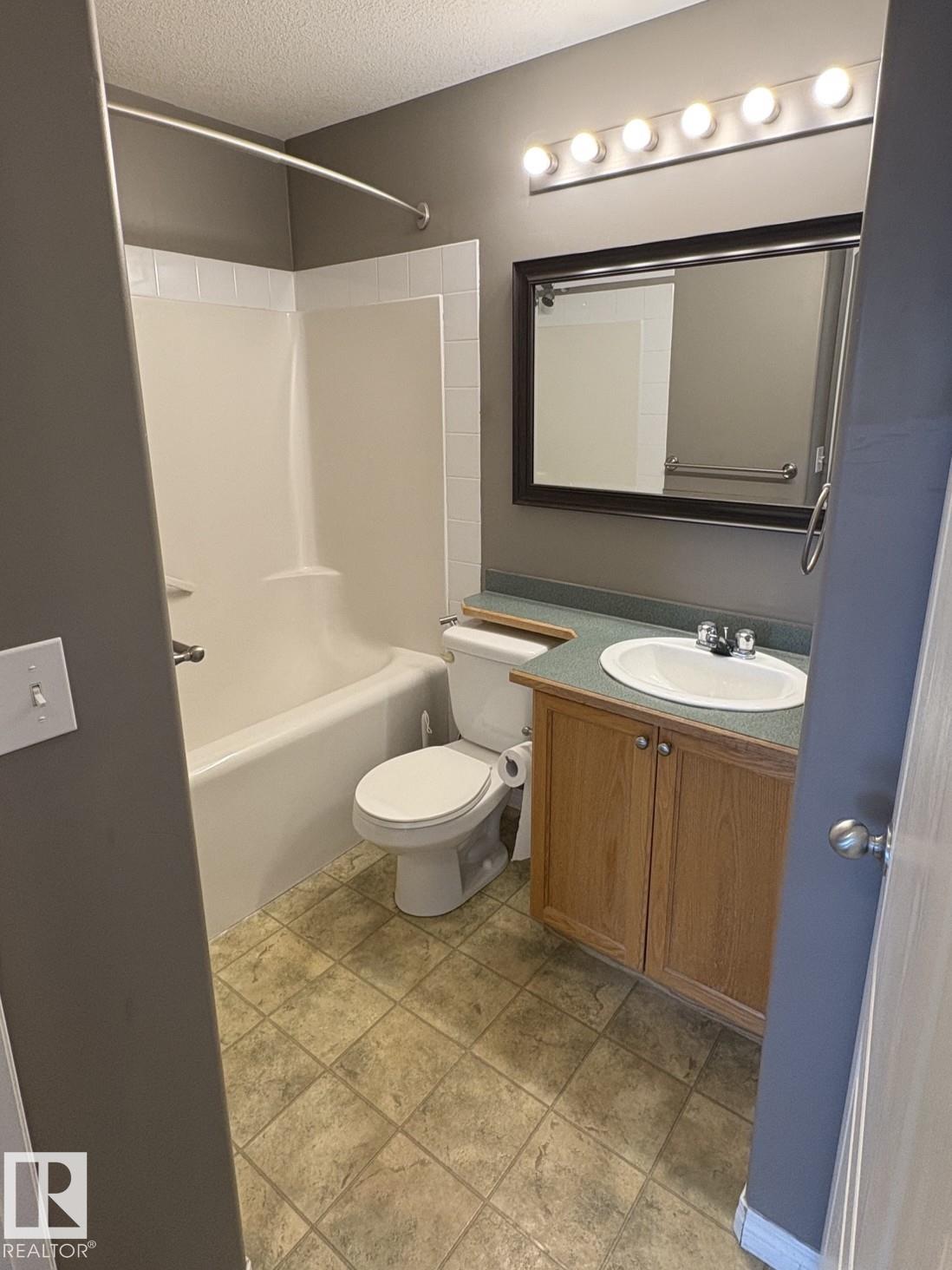 Photo 10 at 138 - 9525 162 Avenue NW, Eaux Claires, Edmonton