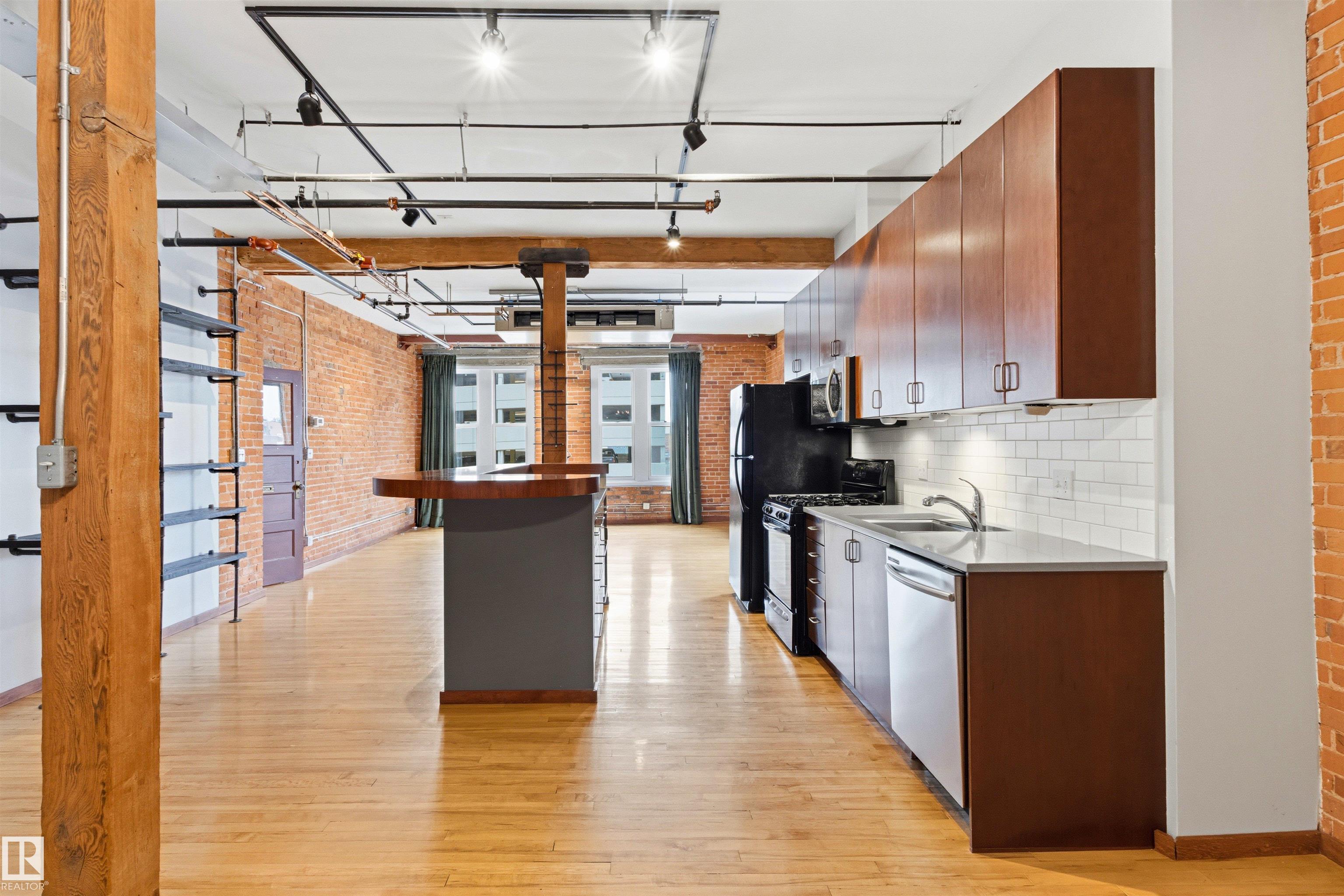 Photo 7 at 401 - 10249 104 Street NW, Downtown, Edmonton