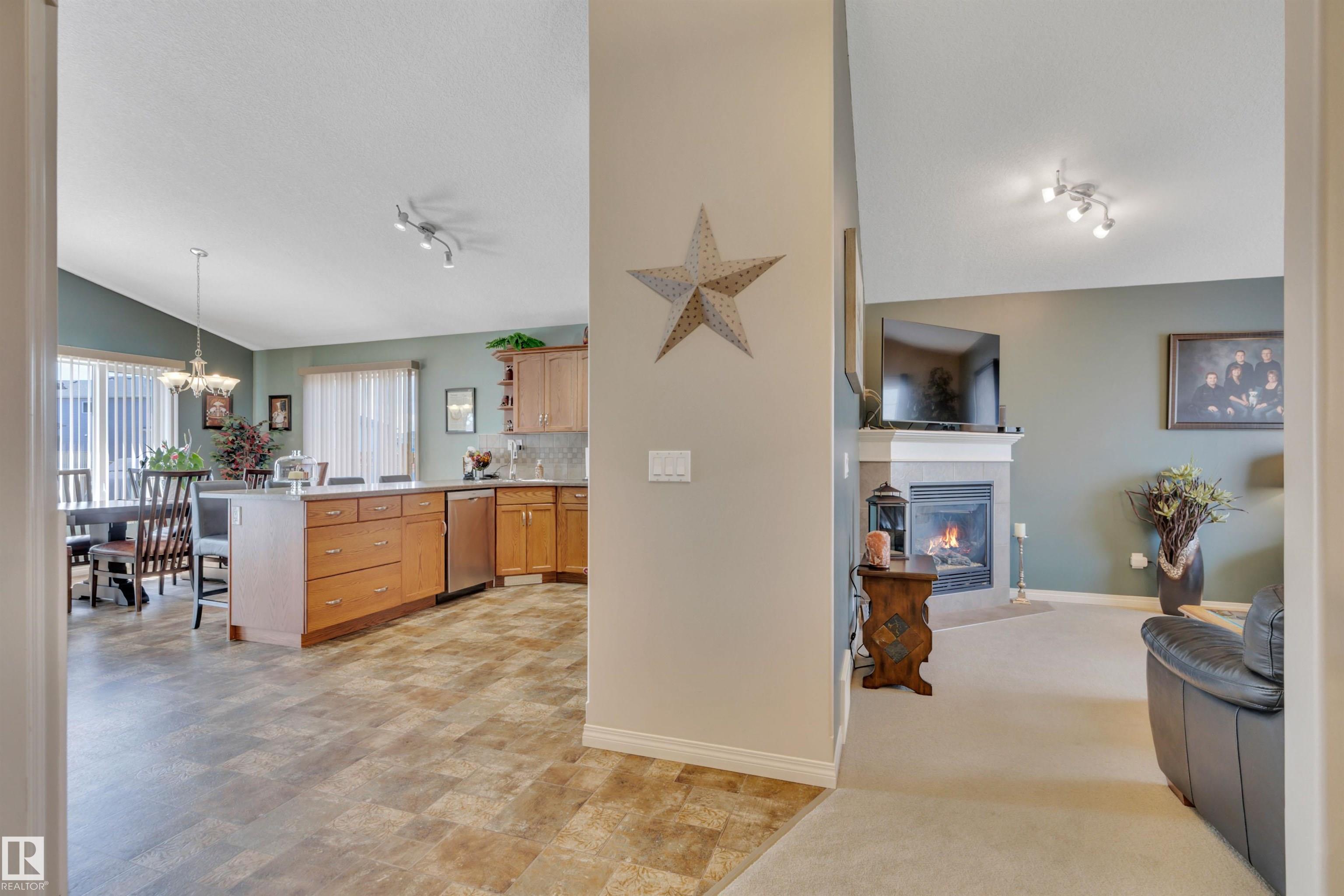 Photo 10 at 75 Walters Place, Windrose, Leduc