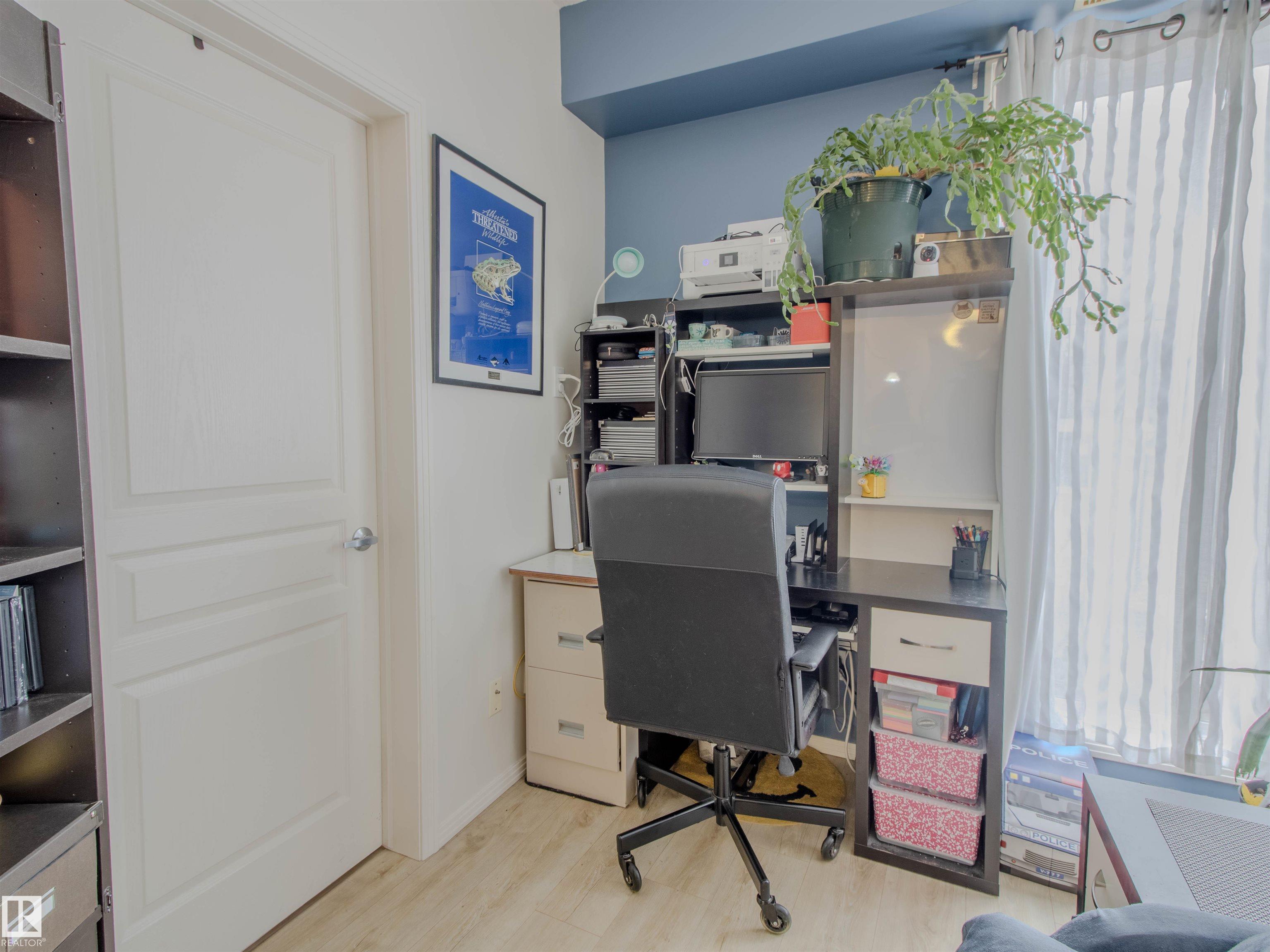 https://zimg.paragon.ice.com/ParagonImages/Property/PM/RAE/225401390/16/0/0/1b5a7ac86790c982e61dfa31c177645e/1/2d9ace958021b3b3ef6183c0fe77057b/225401390-a6b791bc-155b-4447-85ae-bdee24541d32.JPG