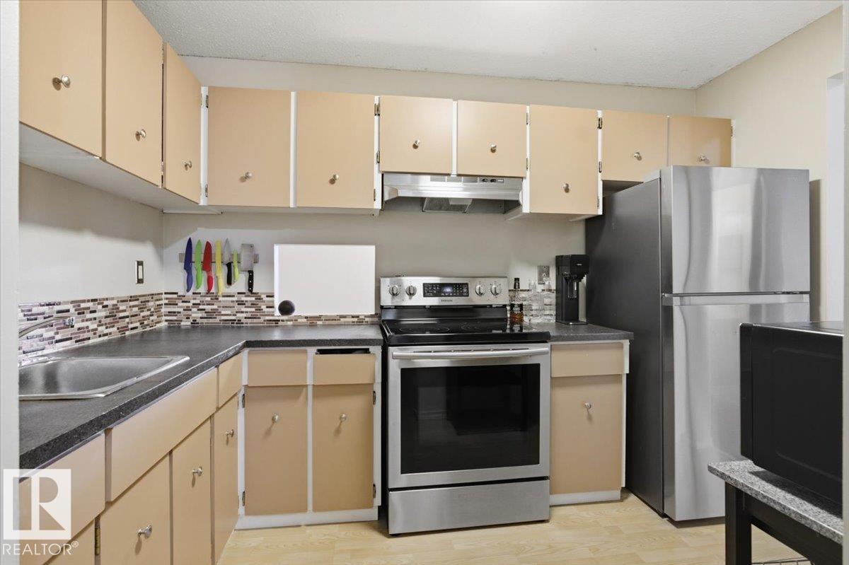 6 - 3803 76 Street NW, Michaels Park, Edmonton