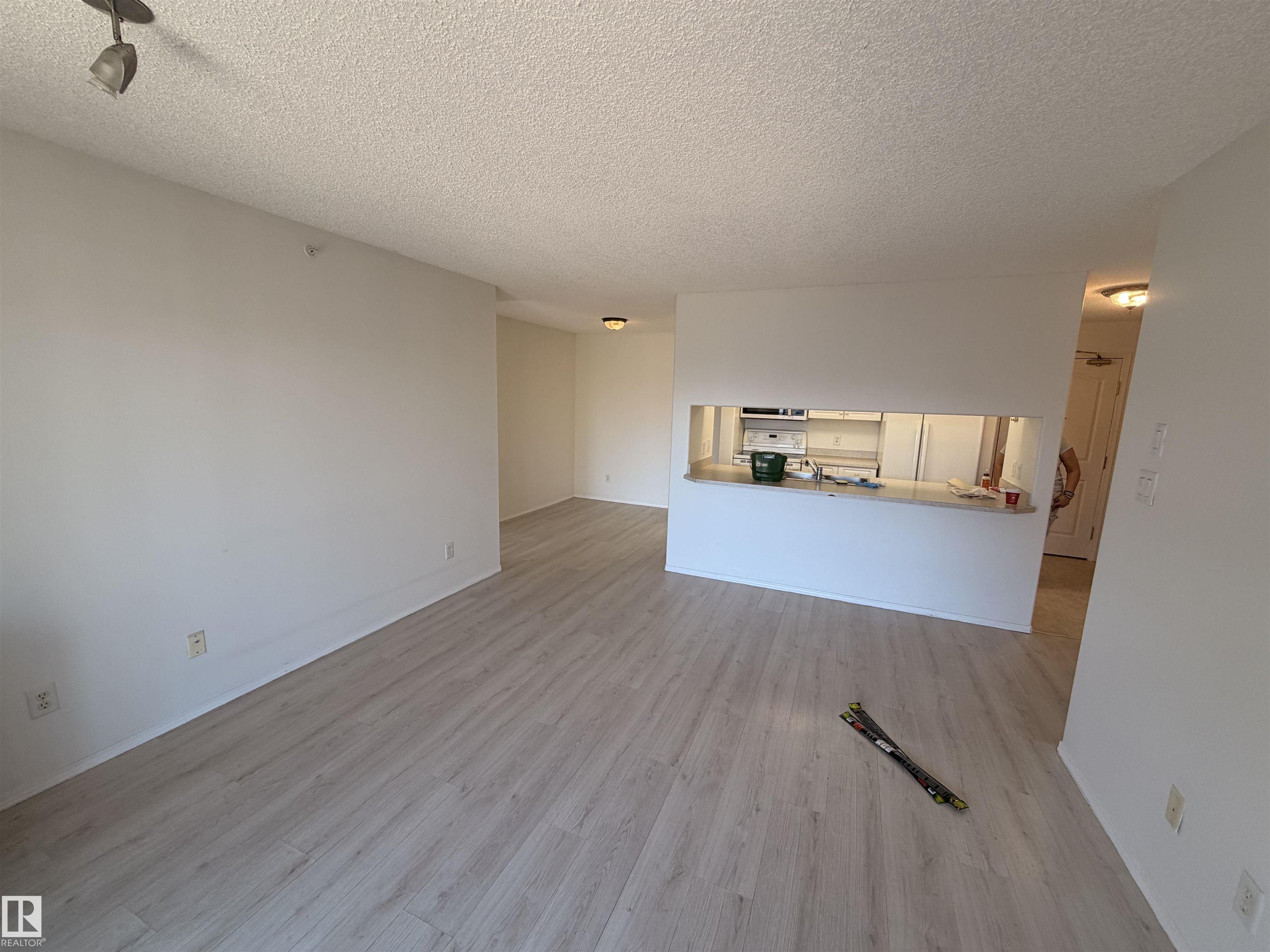 Photo 10 at 424 - 16303 95 Street NW, Eaux Claires, Edmonton