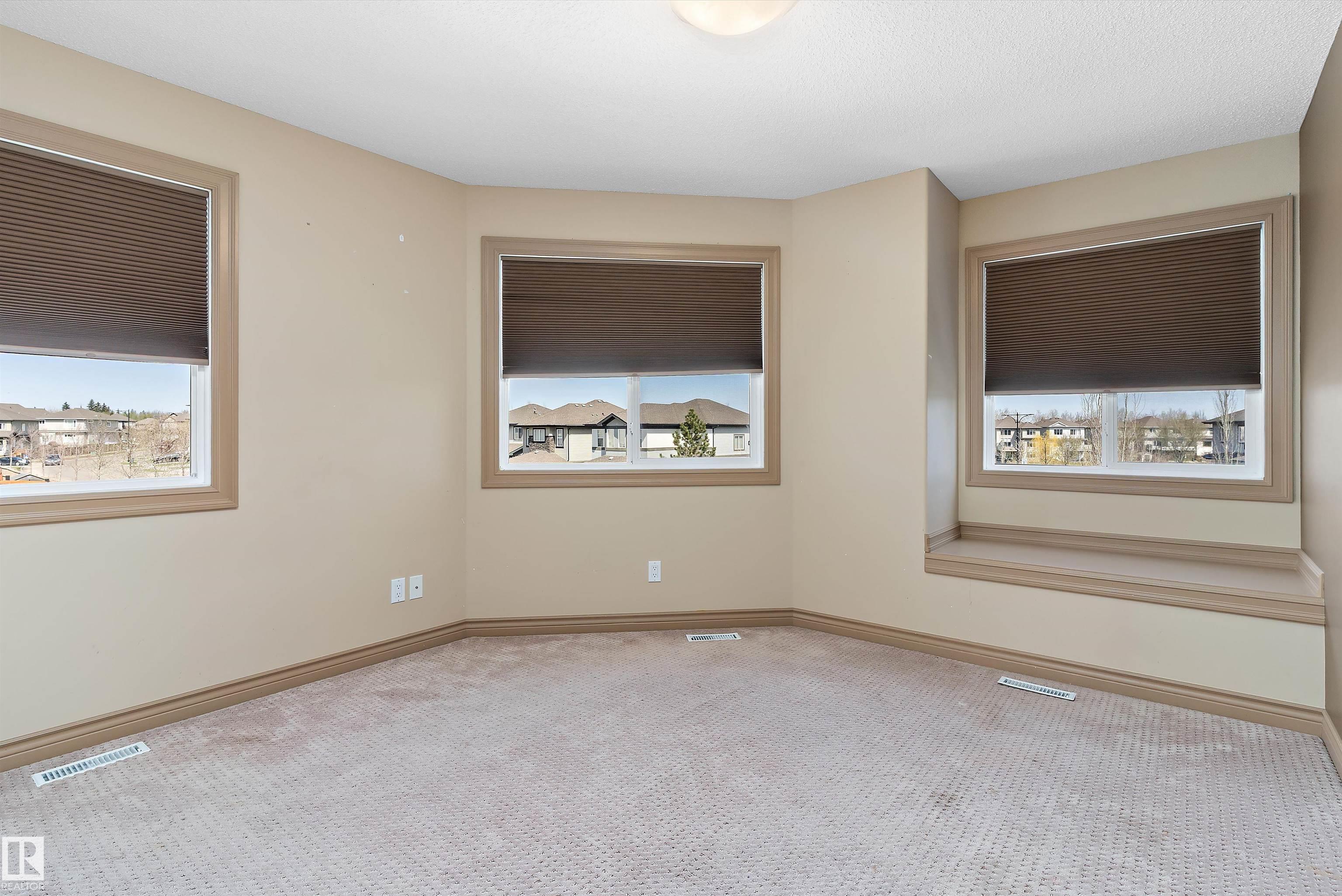 https://zimg.paragon.ice.com/ParagonImages/Property/PM/RAE/225401409/19/0/0/432f90f9f71e9c9fe2adcd6bdfc79b2f/1/177bb5479dd9162146c098f650b7e5c4/225401409-1d2cecb5-4014-4b62-a40d-ce732eaf5f85.JPG