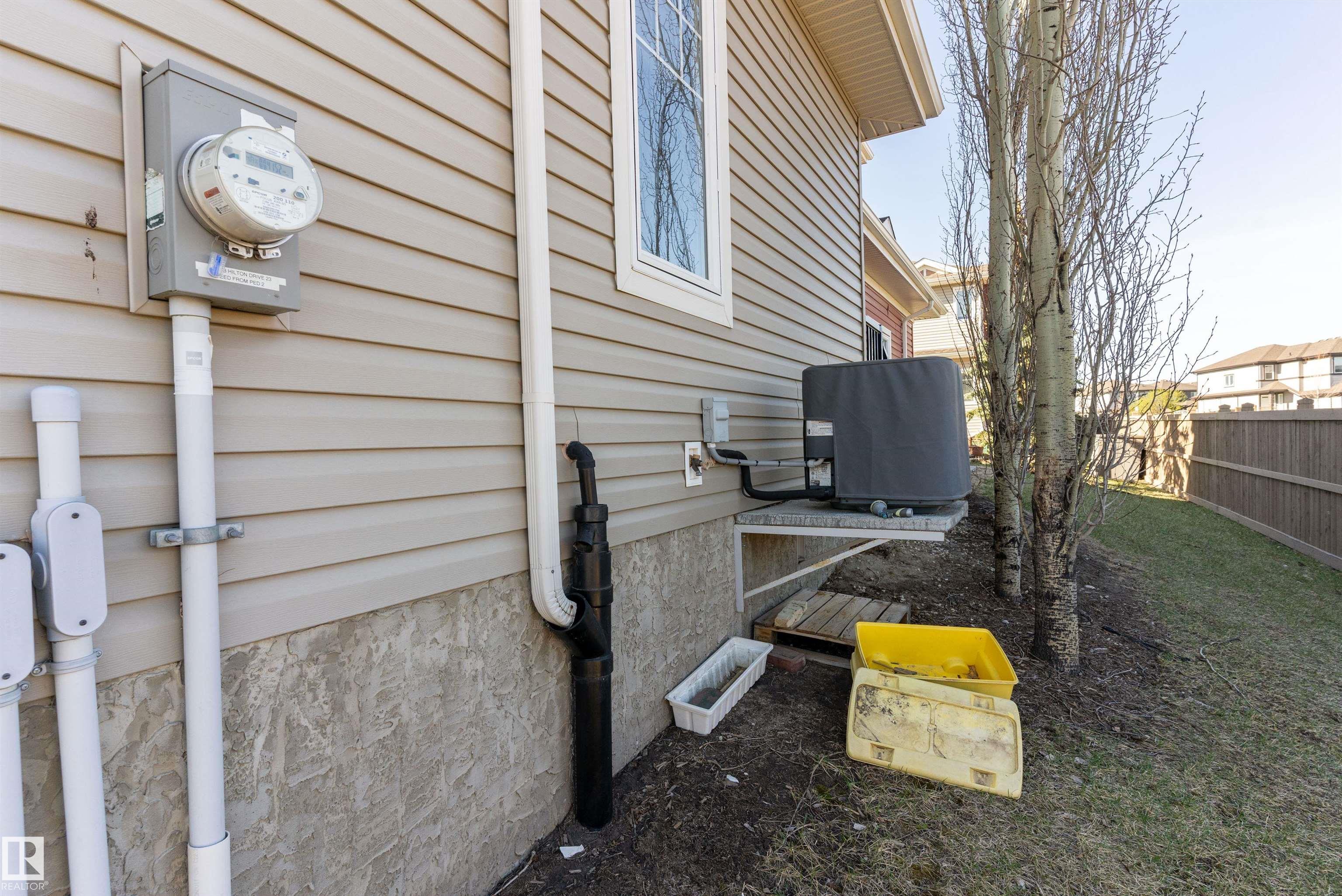 https://zimg.paragon.ice.com/ParagonImages/Property/PM/RAE/225401409/32/0/0/daa71f59546865f55fb2a4cb348a35e4/1/177bb5479dd9162146c098f650b7e5c4/225401409-14287b0e-f17b-415d-b10a-a09d8f6ea4b6.JPG
