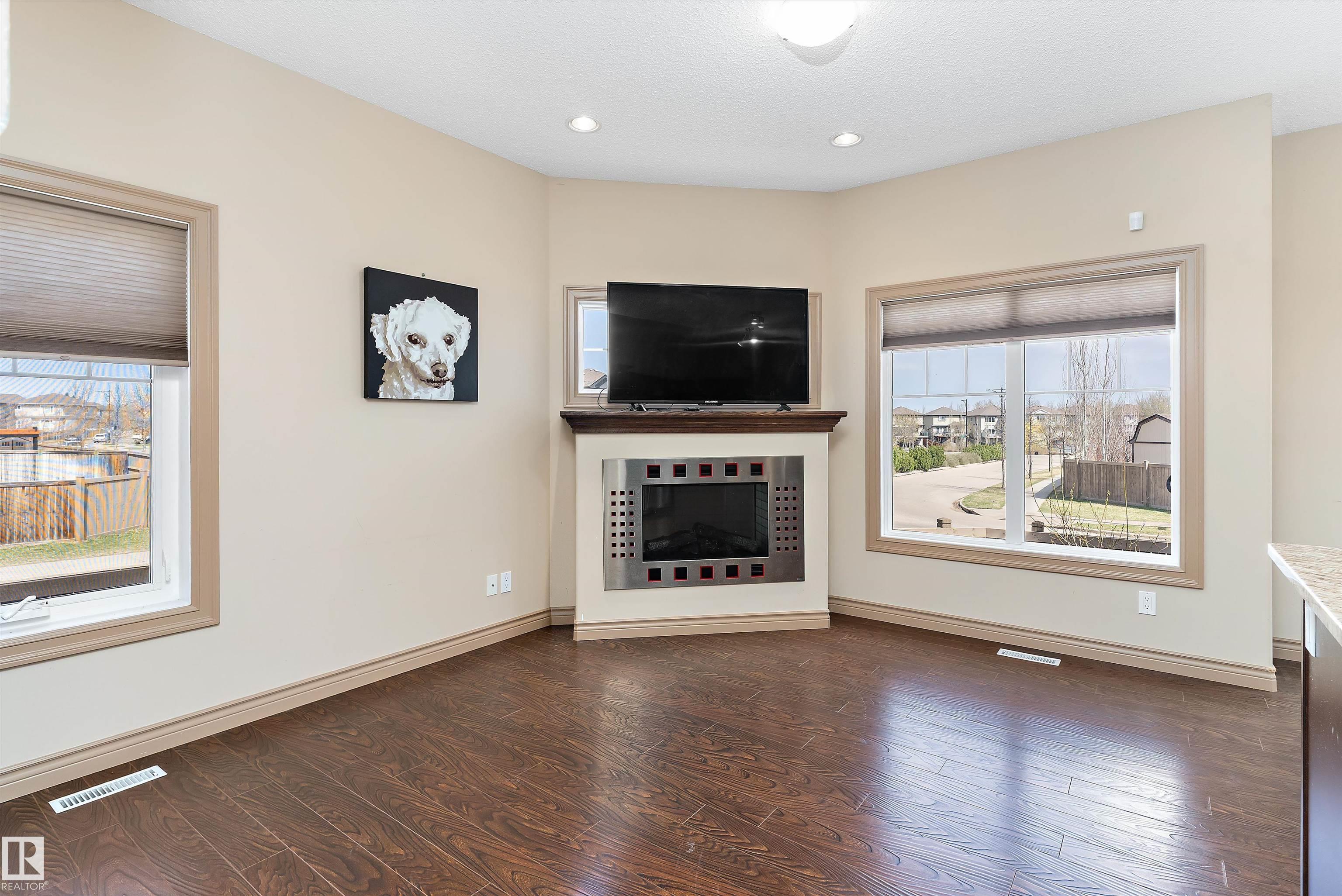 Picture for #23 3103 HILTON DR NW