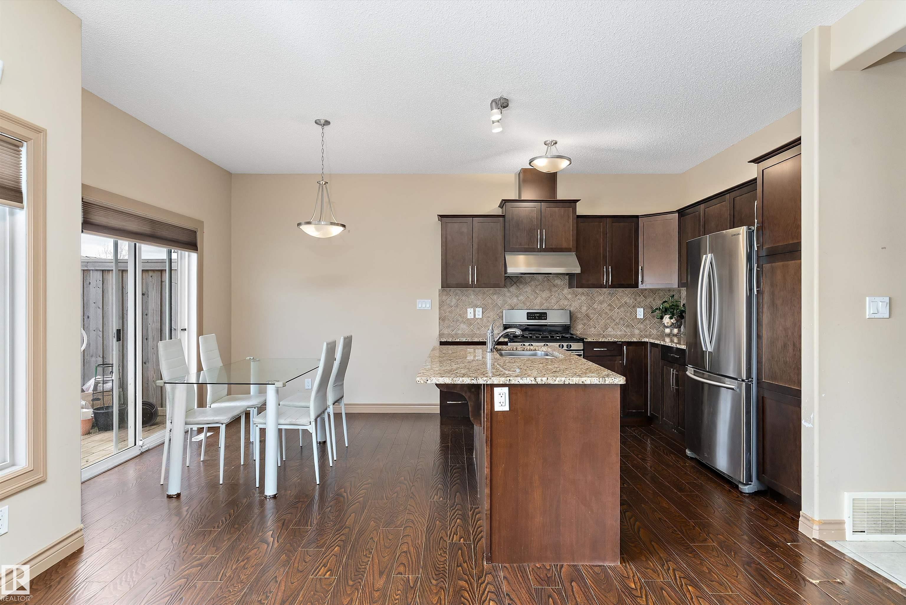 https://zimg.paragon.ice.com/ParagonImages/Property/PM/RAE/225401409/9/0/0/d59f472cda4c72f9a498b3f7fa34b39f/1/177bb5479dd9162146c098f650b7e5c4/225401409-3a911983-0d2e-4e98-995a-97d02f2c5422.JPG
