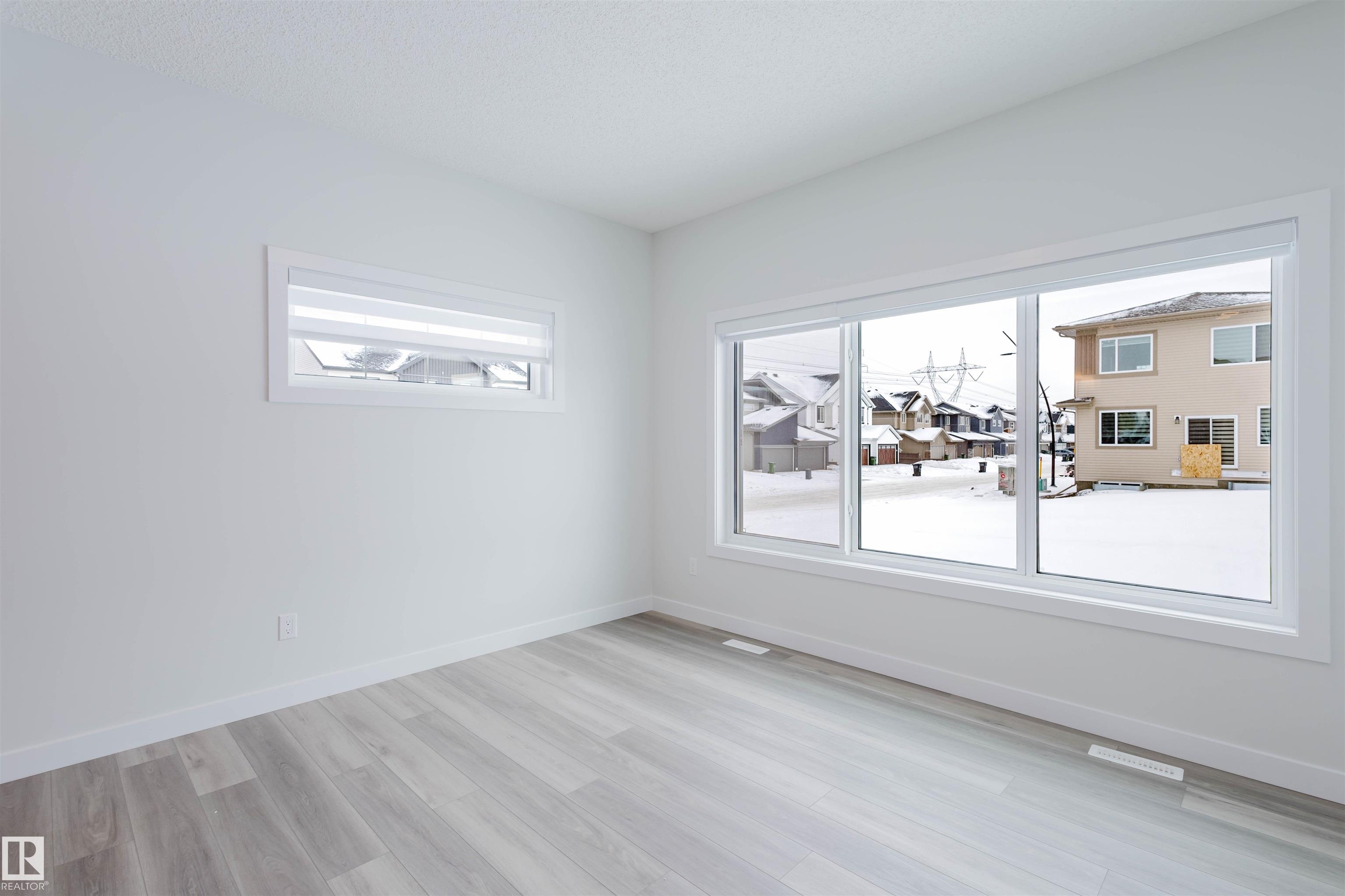 https://zimg.paragon.ice.com/ParagonImages/Property/PM/RAE/225401410/13/0/0/4fe9c335dd0790ade150eeb4c44968b2/1/a3b07d65128b8af7cc60fba05bf1b36f/225401410-6d0992fe-982c-473d-a885-40d7683b75e2.JPG