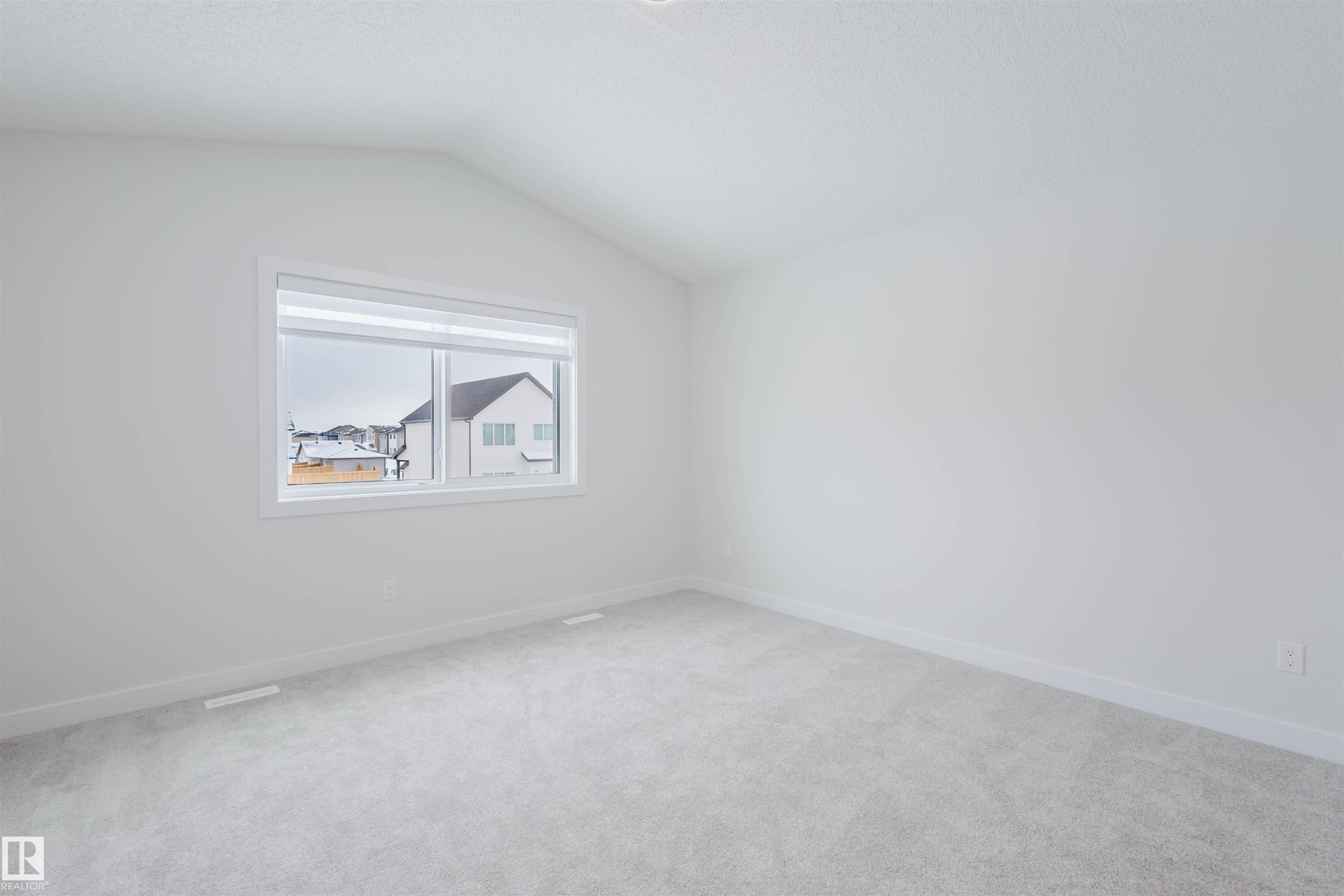 https://zimg.paragon.ice.com/ParagonImages/Property/PM/RAE/225401410/29/0/0/3a177ad36635be9eb55a50b7694ab213/1/a3b07d65128b8af7cc60fba05bf1b36f/225401410-43d16426-fd03-48c0-ad4b-236ae8b7c5b9.JPG