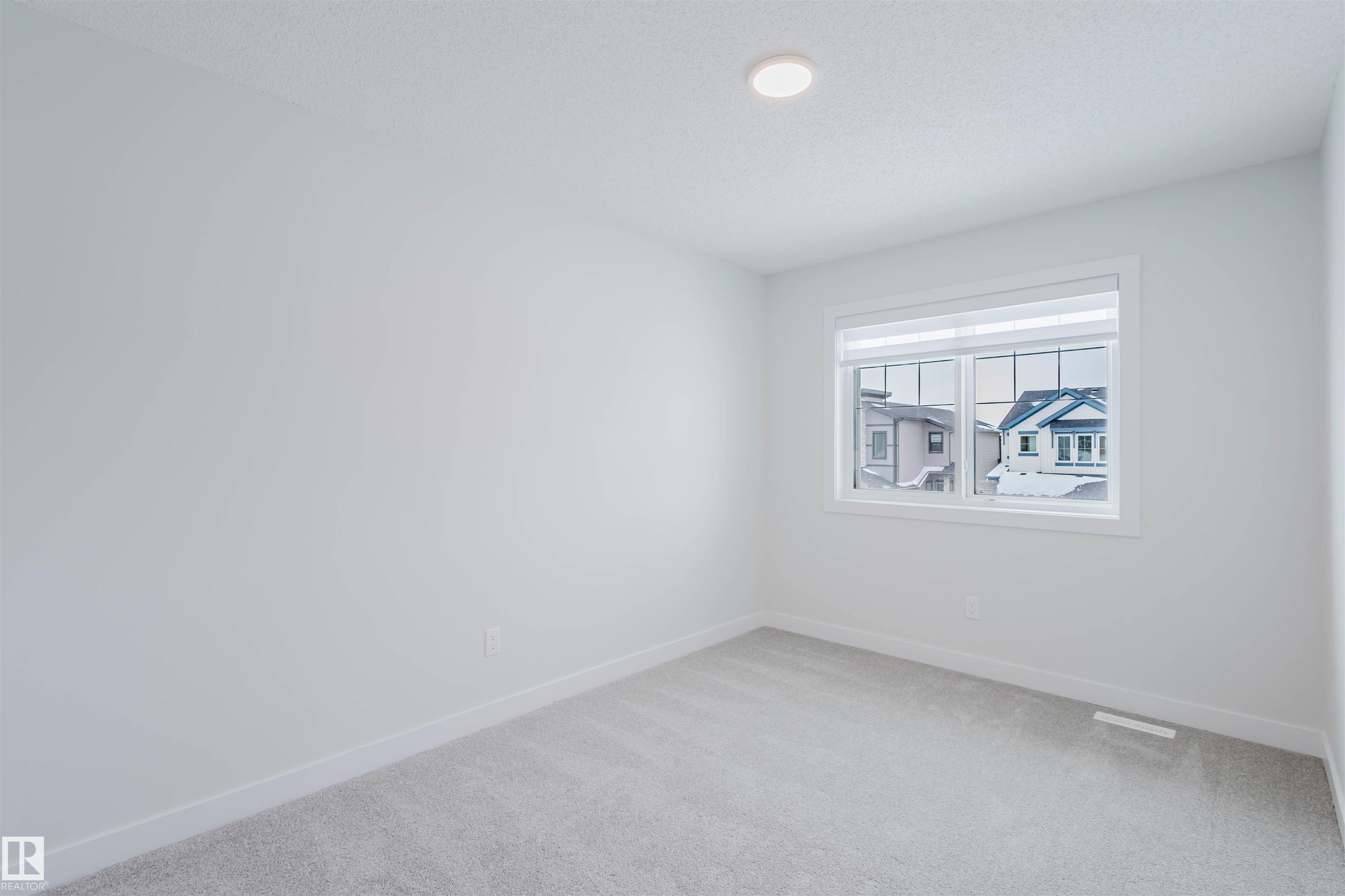 https://zimg.paragon.ice.com/ParagonImages/Property/PM/RAE/225401410/37/0/0/eff0ea36c9629b78178633c9934fee87/1/a3b07d65128b8af7cc60fba05bf1b36f/225401410-9eef7e62-ed9e-4d42-bbdd-b10c131cdff4.JPG
