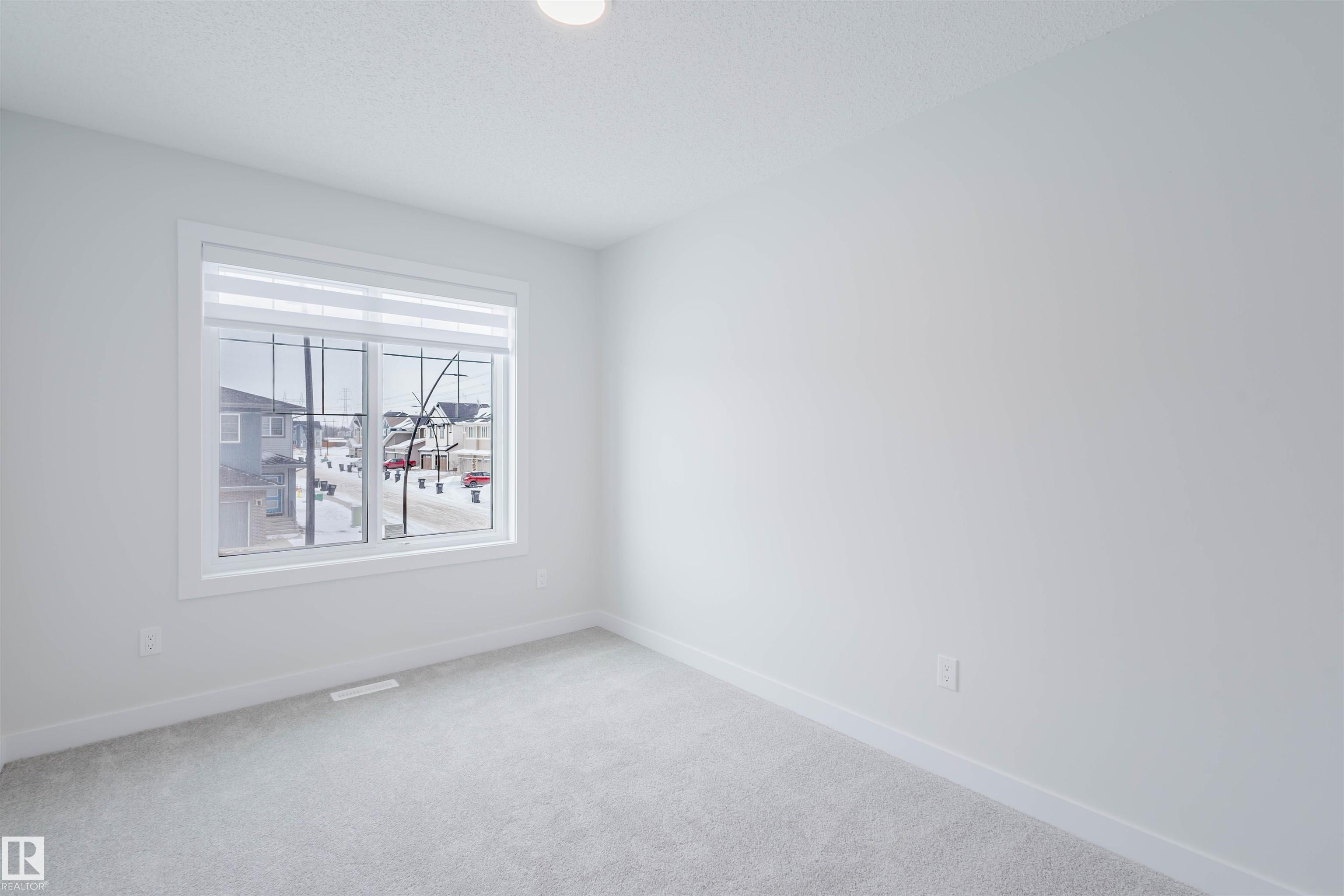https://zimg.paragon.ice.com/ParagonImages/Property/PM/RAE/225401410/39/0/0/084d4b695ed96110a8de277f2e21cceb/1/a3b07d65128b8af7cc60fba05bf1b36f/225401410-ab0d4b57-027c-4aa8-b669-79b16c42db05.JPG
