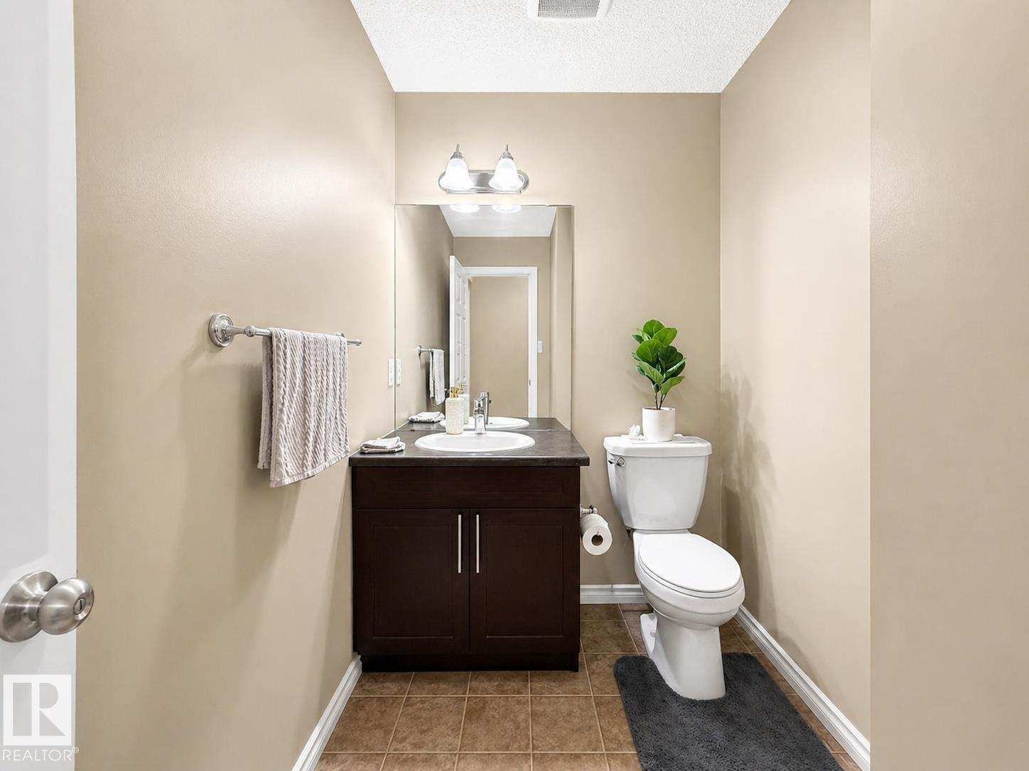 Photo 13 at 3609 Weidle Bend SW, Walker, Edmonton