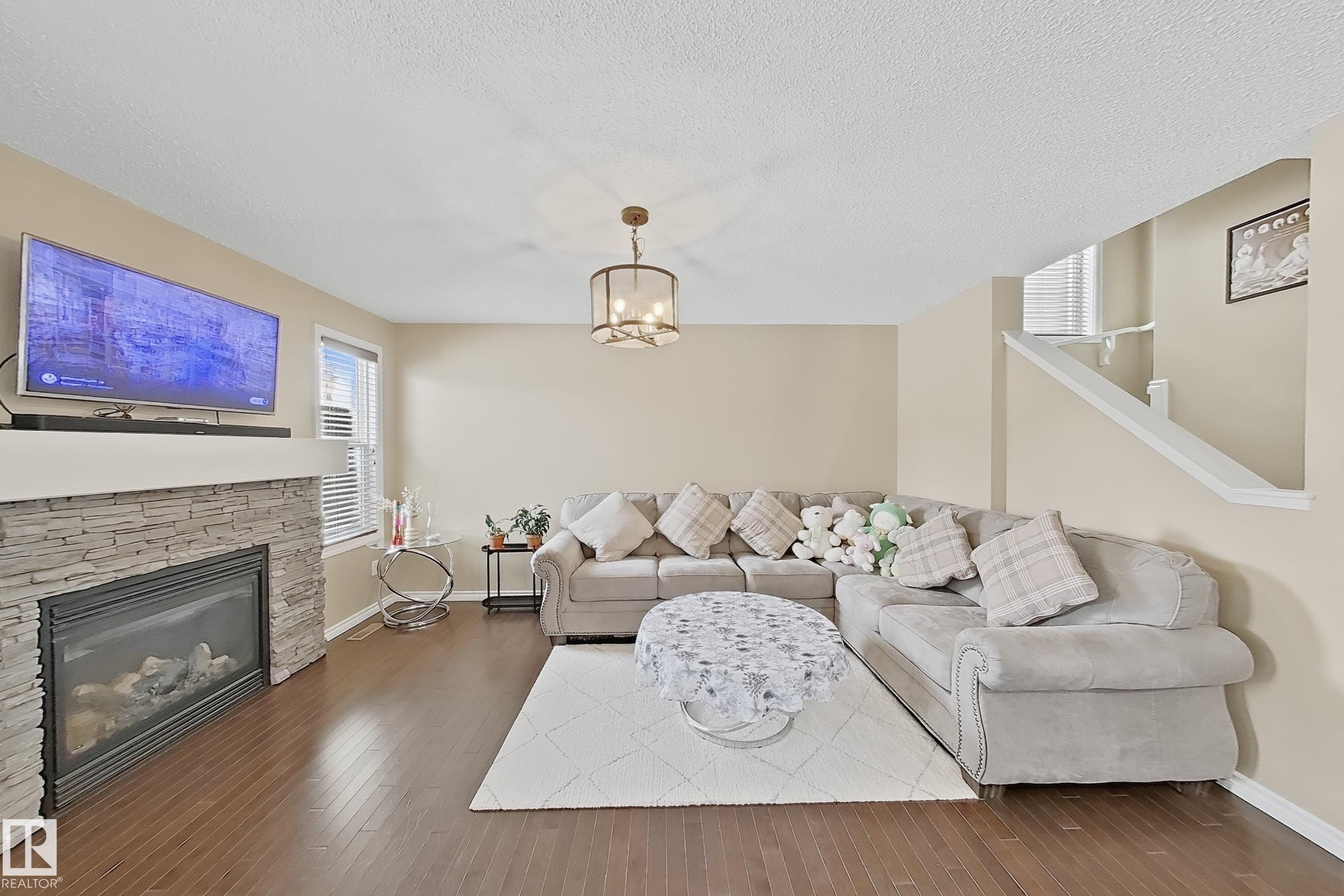 Photo 17 at 3609 Weidle Bend SW, Walker, Edmonton