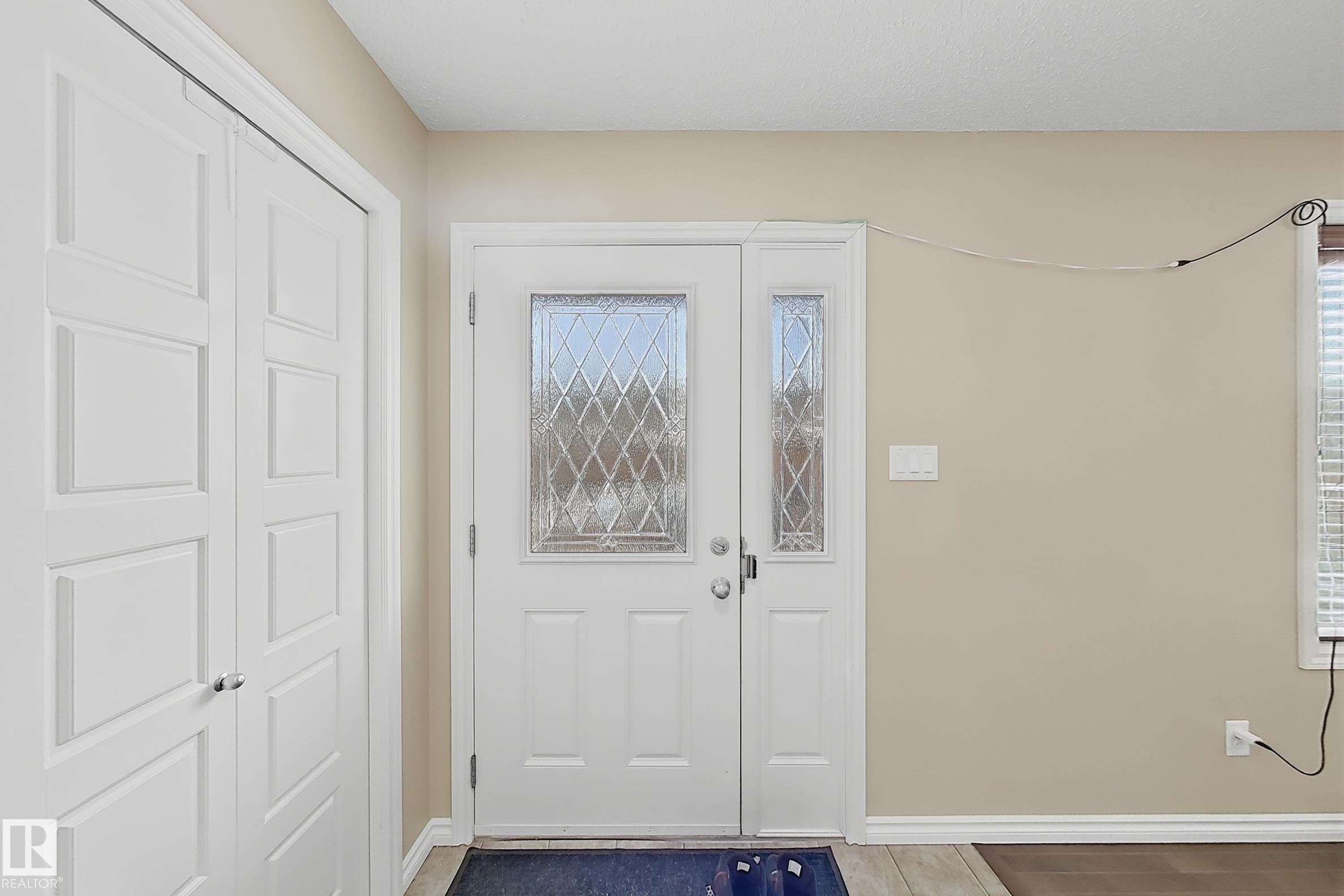 Photo 10 at 3609 Weidle Bend SW, Walker, Edmonton