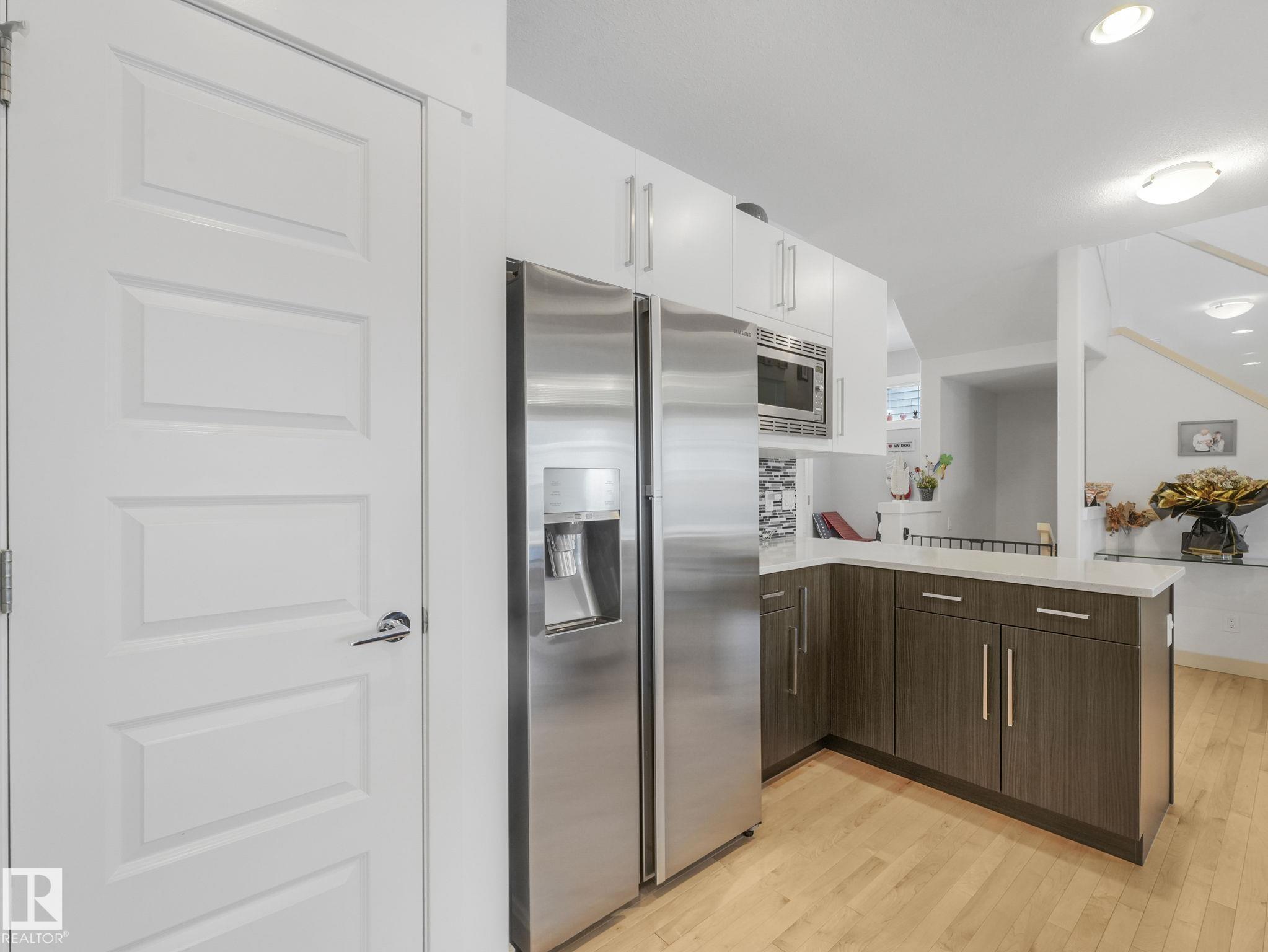 https://zimg.paragon.ice.com/ParagonImages/Property/PM/RAE/225401415/30/0/0/1b75a8e8db2f4190e172c725e12052ce/1/200f5b7c7e7aea4e3d3ff4dcb5e7b163/225401415-AC8BD241-D9C0-487D-B8EB-F455EABB0C15.JPG