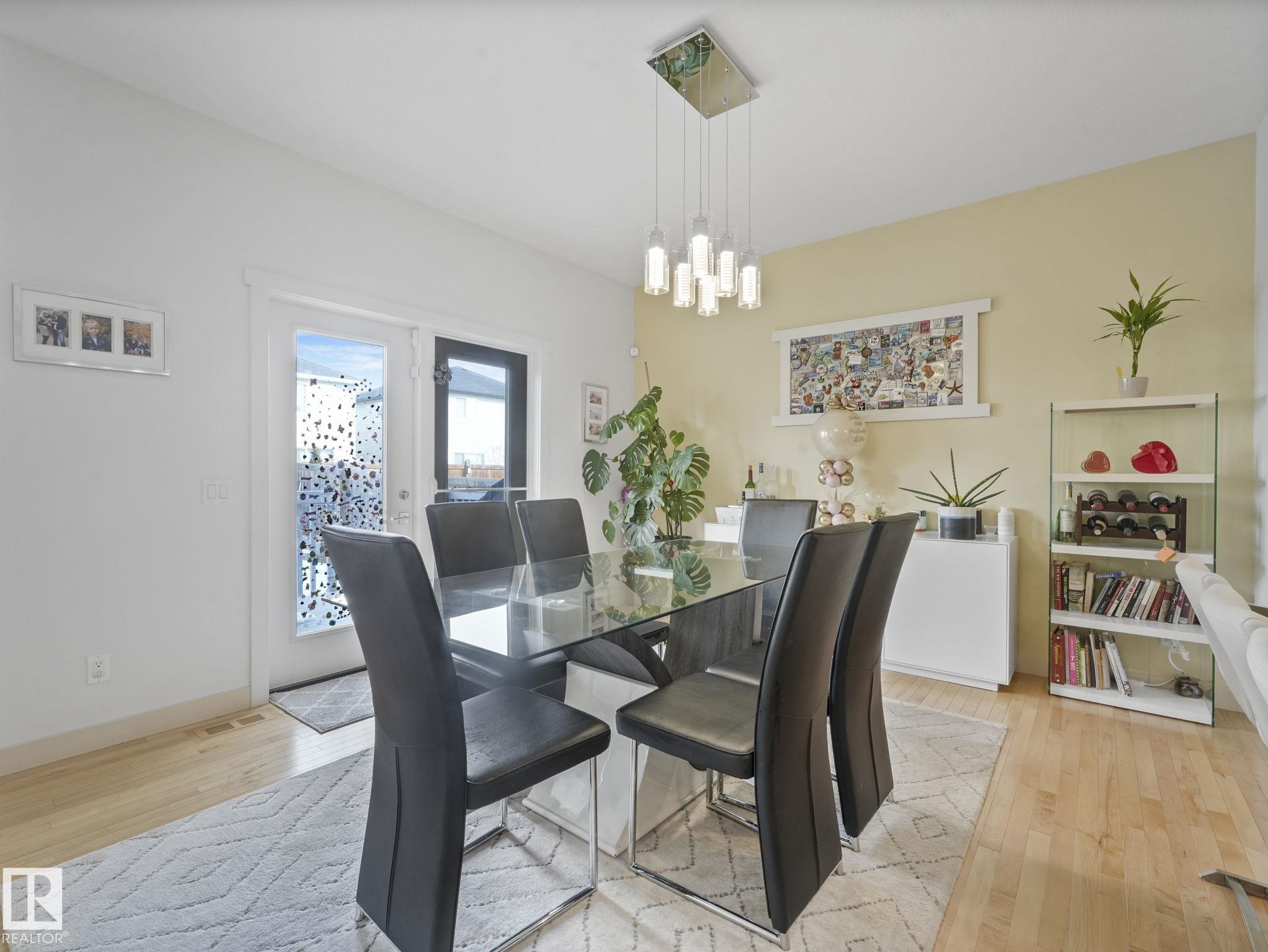 https://zimg.paragon.ice.com/ParagonImages/Property/PM/RAE/225401415/34/0/0/44e2997de6e3878ed2fdb4f2ca7551d7/1/200f5b7c7e7aea4e3d3ff4dcb5e7b163/225401415-CC0505CD-FC20-490F-B650-2C8792D4716B.JPG