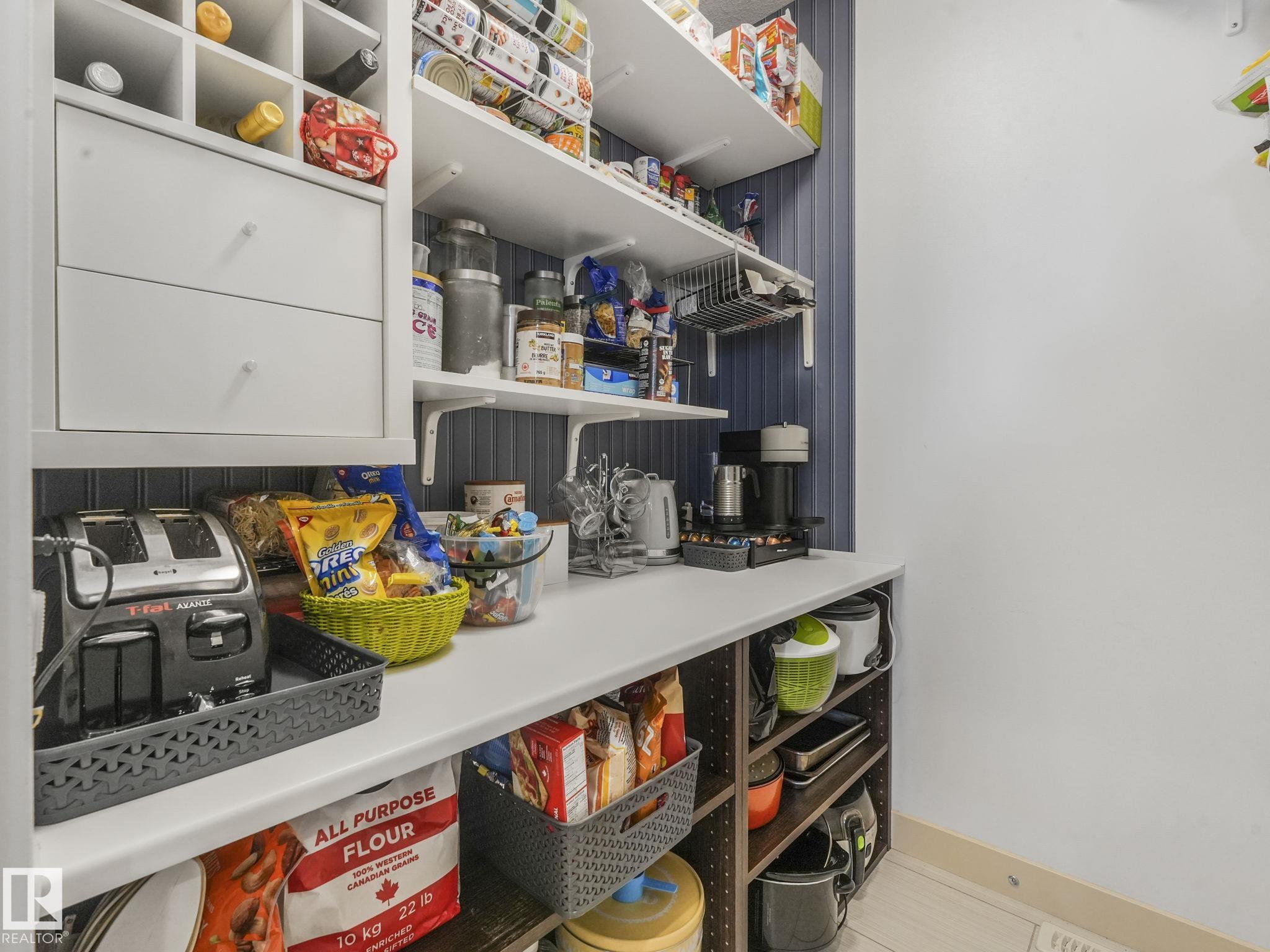 https://zimg.paragon.ice.com/ParagonImages/Property/PM/RAE/225401415/39/0/0/e976149c516815933927bff12a3ed6ad/1/200f5b7c7e7aea4e3d3ff4dcb5e7b163/225401415-CE3F5C3C-F666-4992-B26B-5D26834AD506.JPG