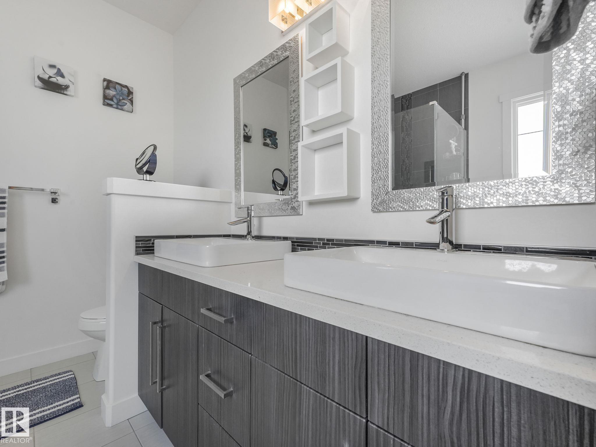 https://zimg.paragon.ice.com/ParagonImages/Property/PM/RAE/225401415/51/0/0/d340d652687cdfb4e68676e6ed4f061e/1/200f5b7c7e7aea4e3d3ff4dcb5e7b163/225401415-BBFBC555-6365-4372-833D-49A77EEC2AC3.JPG