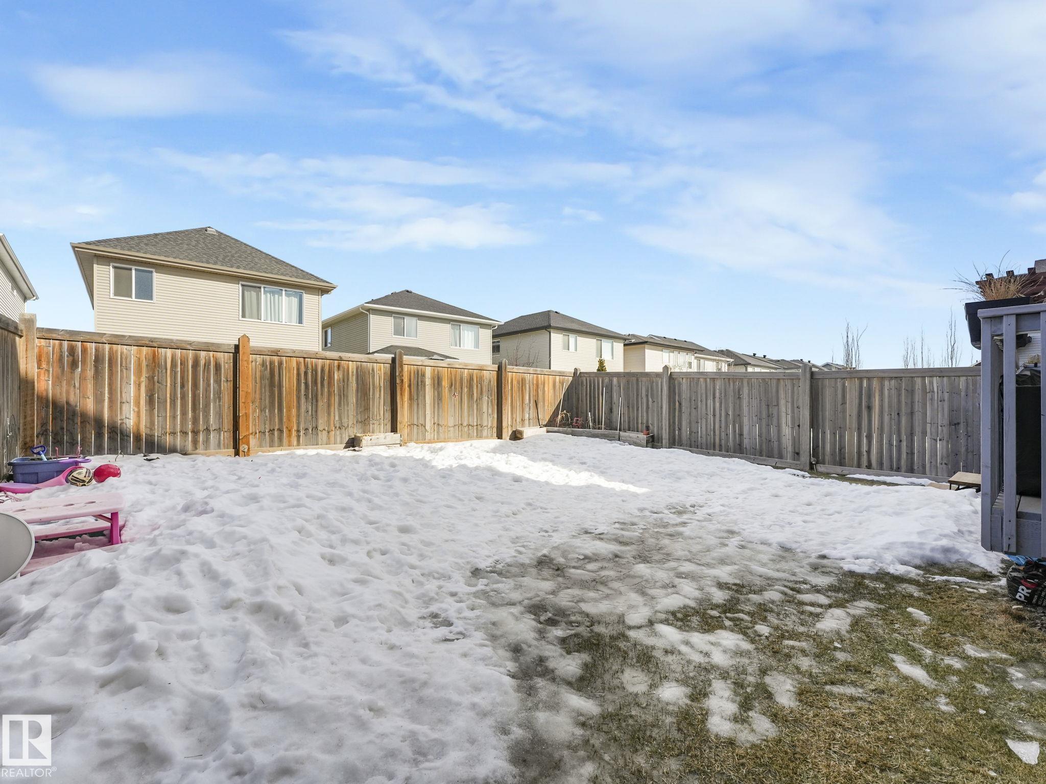 https://zimg.paragon.ice.com/ParagonImages/Property/PM/RAE/225401415/8/0/0/244463f55312f5f3552d40b18d1b73fb/1/200f5b7c7e7aea4e3d3ff4dcb5e7b163/225401415-1B5285F4-1C56-4A61-A114-3B888FC7A540.JPG