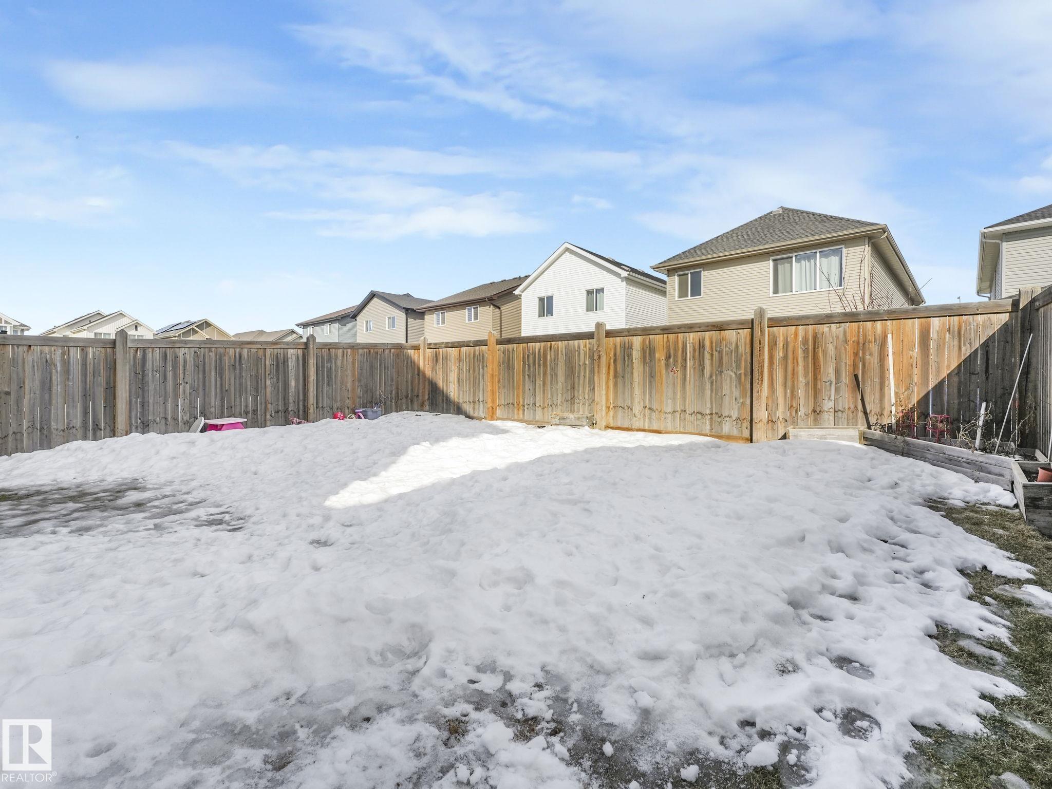 https://zimg.paragon.ice.com/ParagonImages/Property/PM/RAE/225401415/9/0/0/724c5c4983a4bd94329a48476a25b851/1/200f5b7c7e7aea4e3d3ff4dcb5e7b163/225401415-CA12C862-AB57-4816-B396-DD717DF9F3CD.JPG