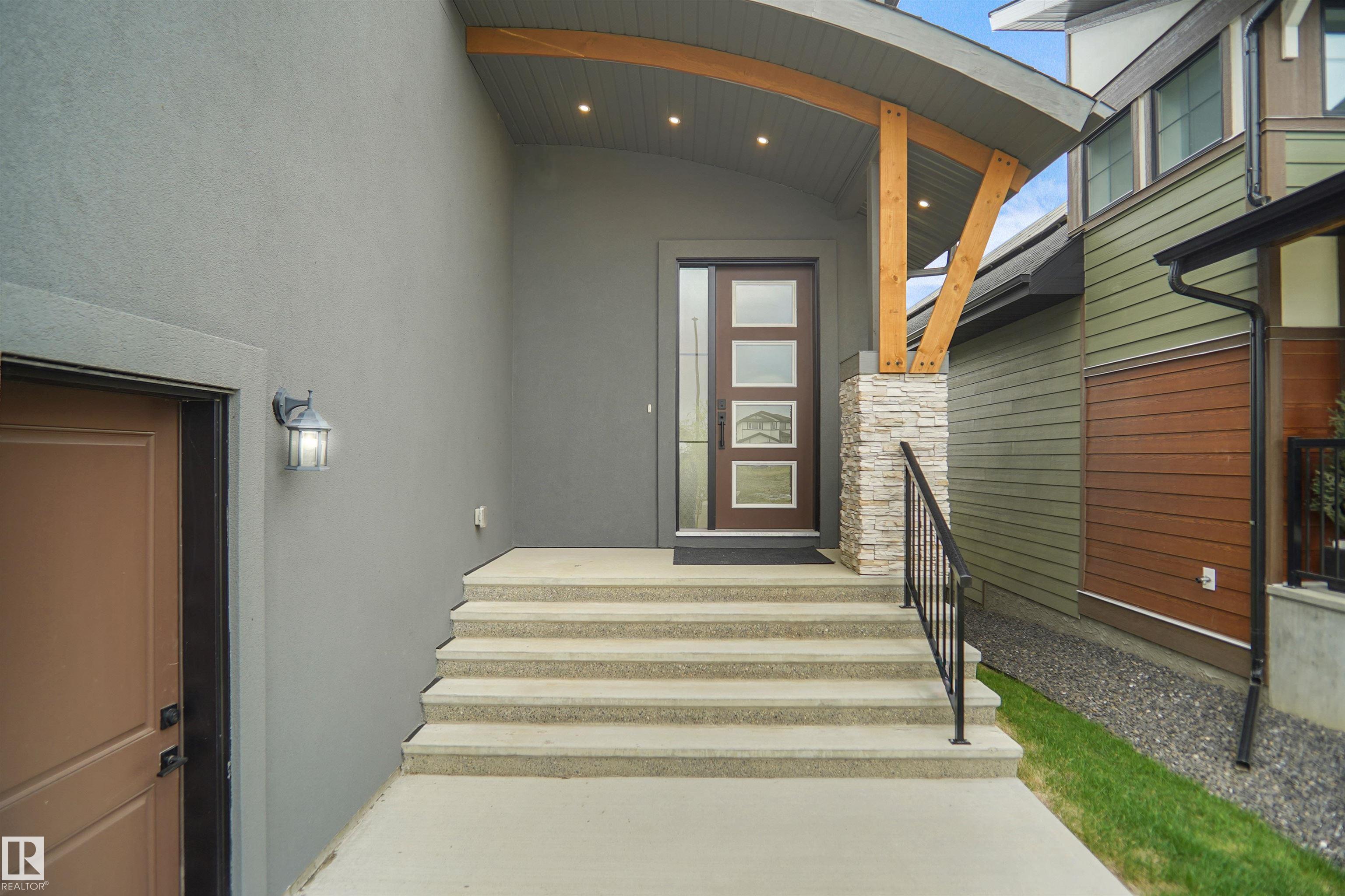 162 Edgewater Circle, Southfork, Leduc