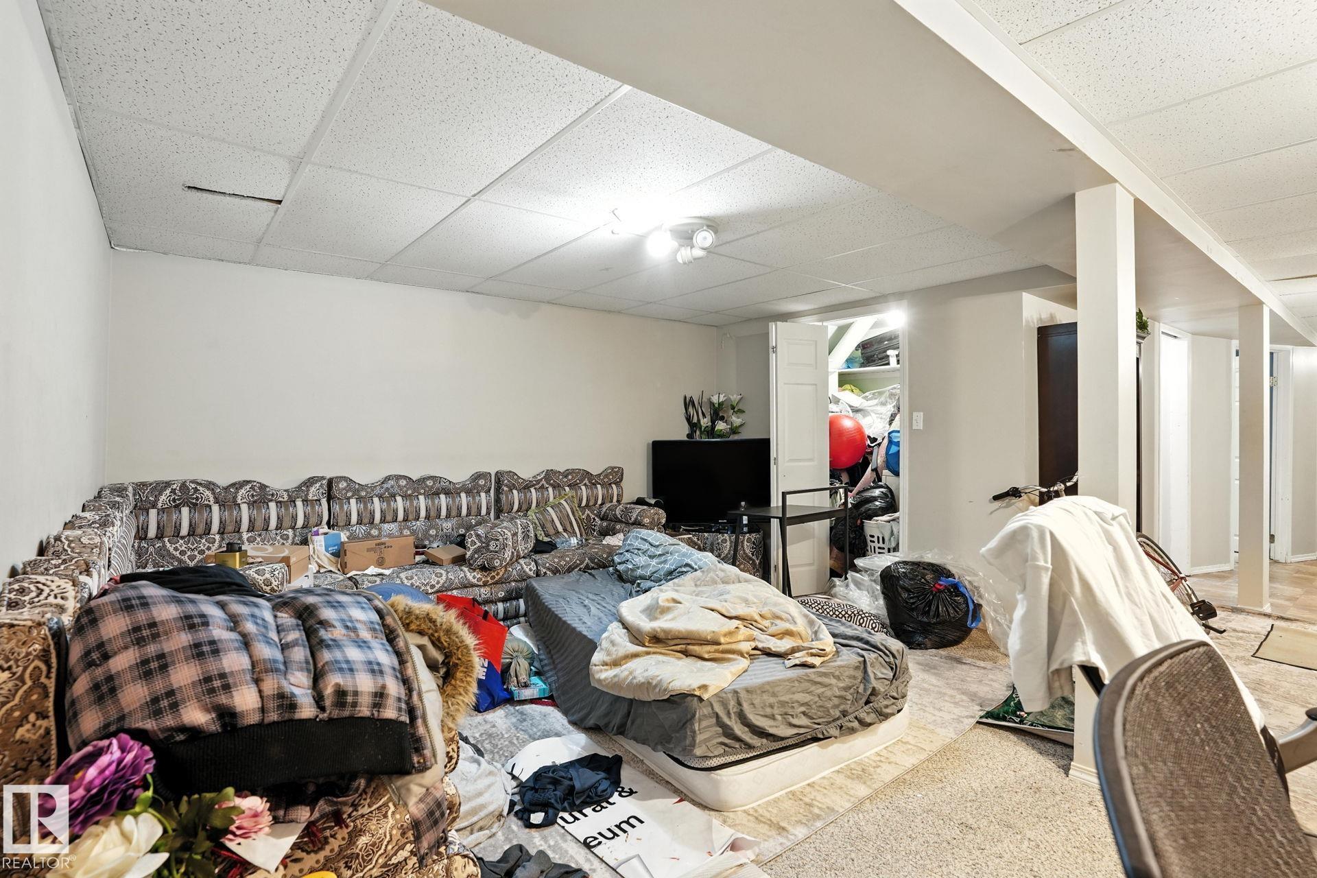 https://zimg.paragon.ice.com/ParagonImages/Property/PM/RAE/225401419/17/0/0/60ebdc0283eadbfbd09585e0a3153072/1/f1453e21b3ecc04c8ae57cfbb81aacf3/225401419-4C466E7E-247B-4D48-A155-2CFB947B5945.JPG
