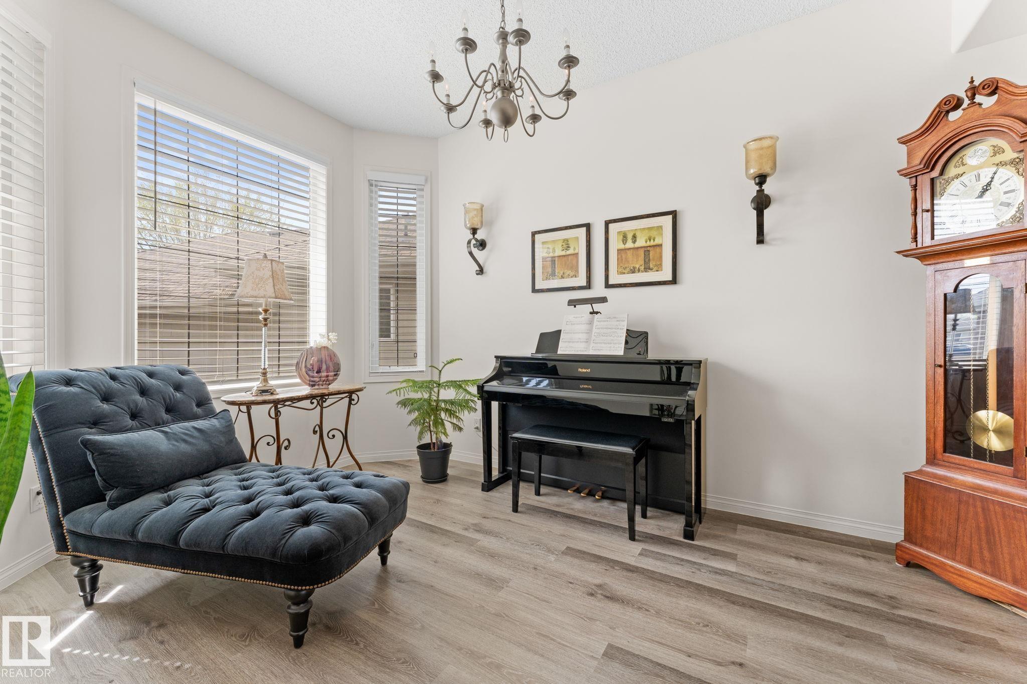 Photo 23 at 6 - 10848 8 Avenue SW, Richford, Edmonton