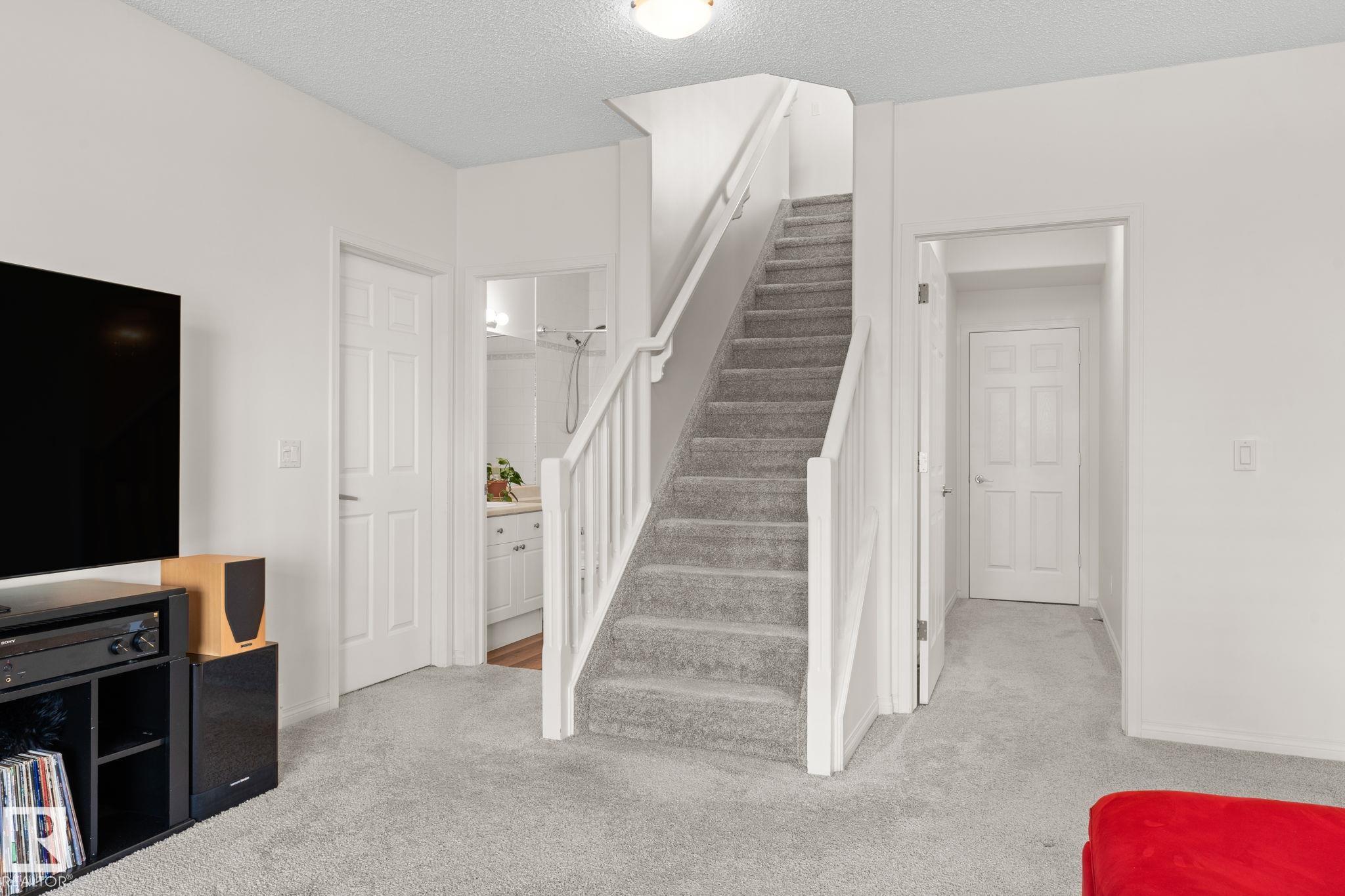 Photo 38 at 6 - 10848 8 Avenue SW, Richford, Edmonton