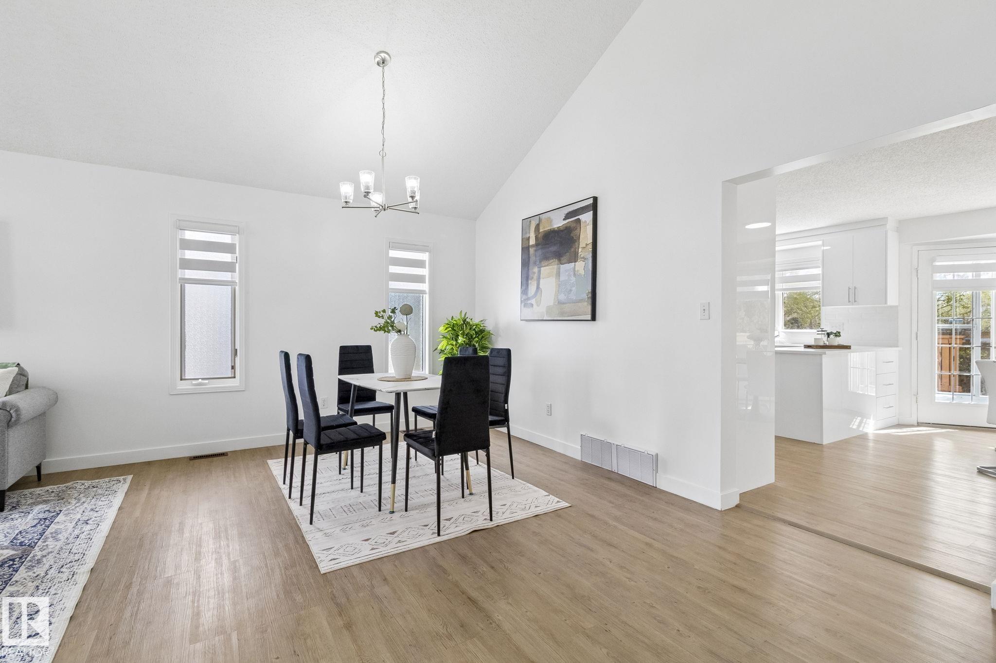 https://zimg.paragon.ice.com/ParagonImages/Property/PM/RAE/225401422/12/0/0/9c3bc74ac0f6379afc68bb05c0400a94/1/14d6b58d9848c897289349da1ee81941/225401422-cd0e4edd-a8b4-4ac0-8a40-ab1984803542.JPG